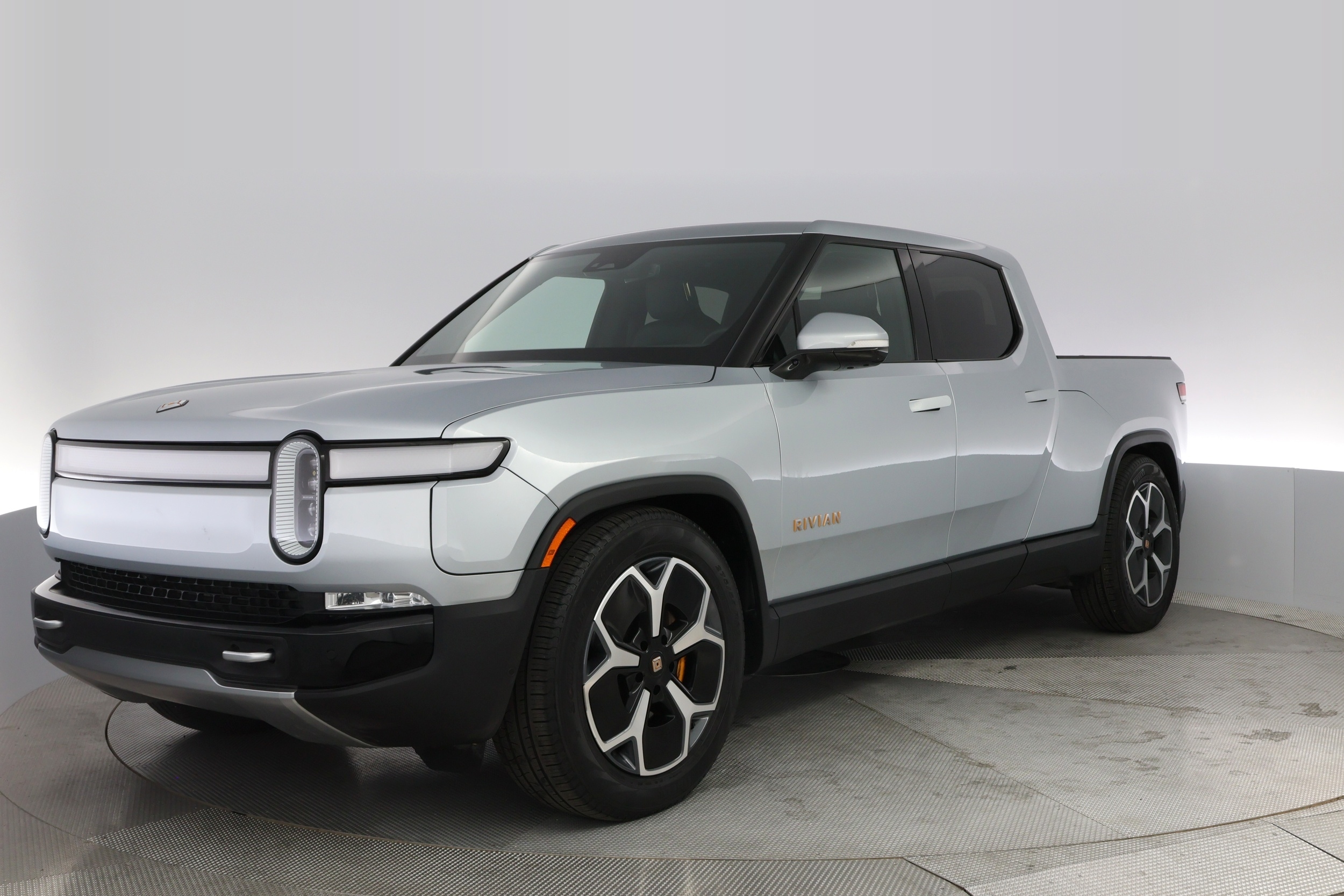 2023 Rivian R1T