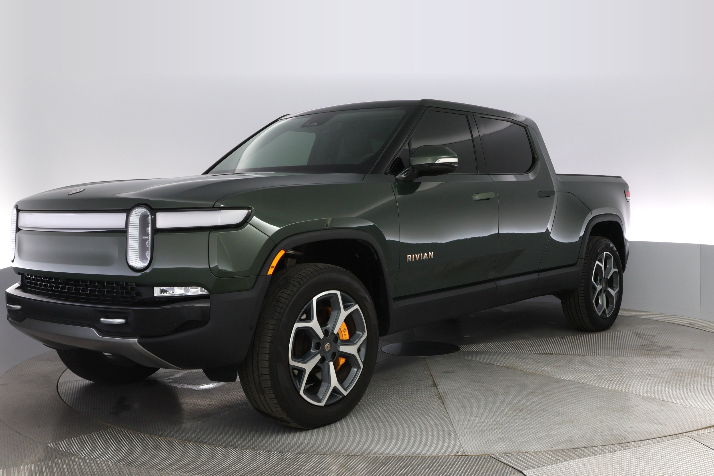 2022 Rivian R1T