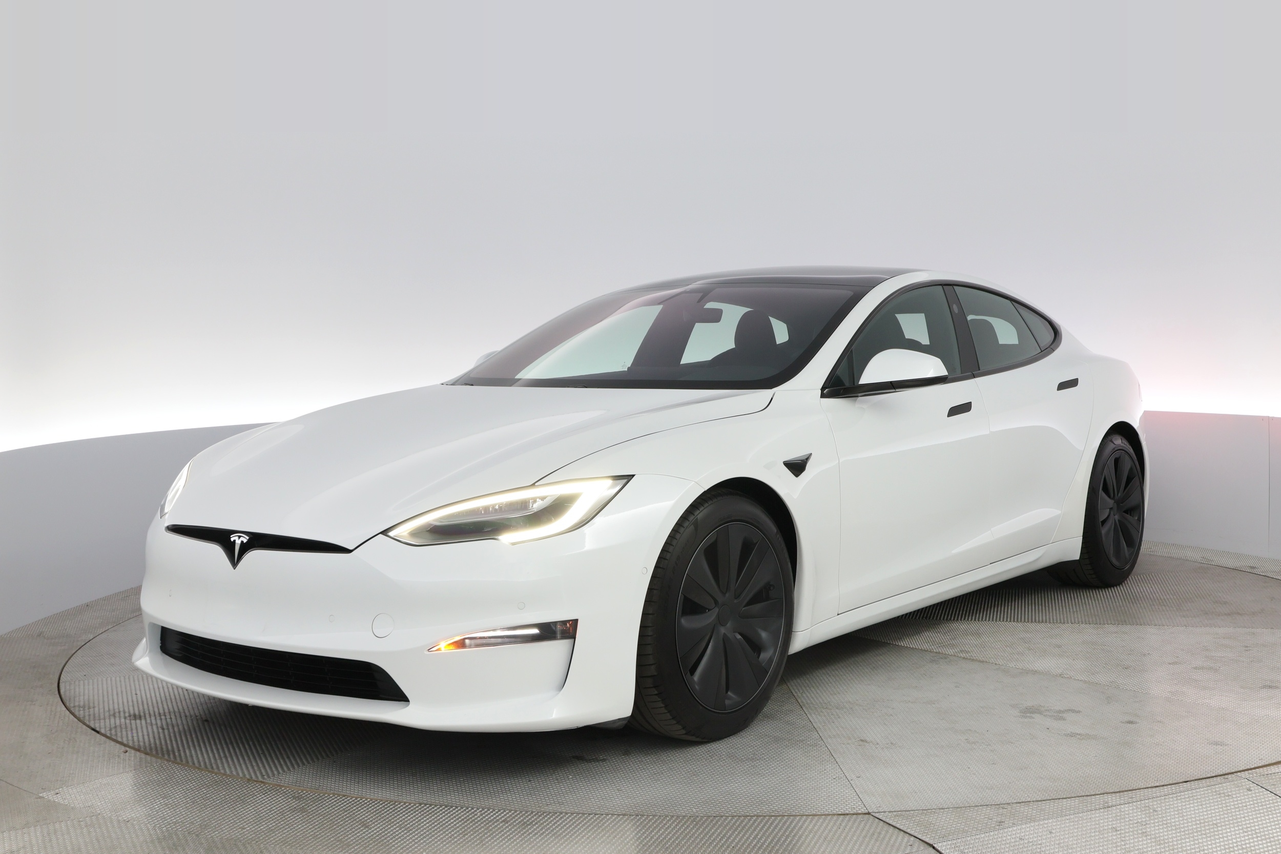 2022 Tesla Model S