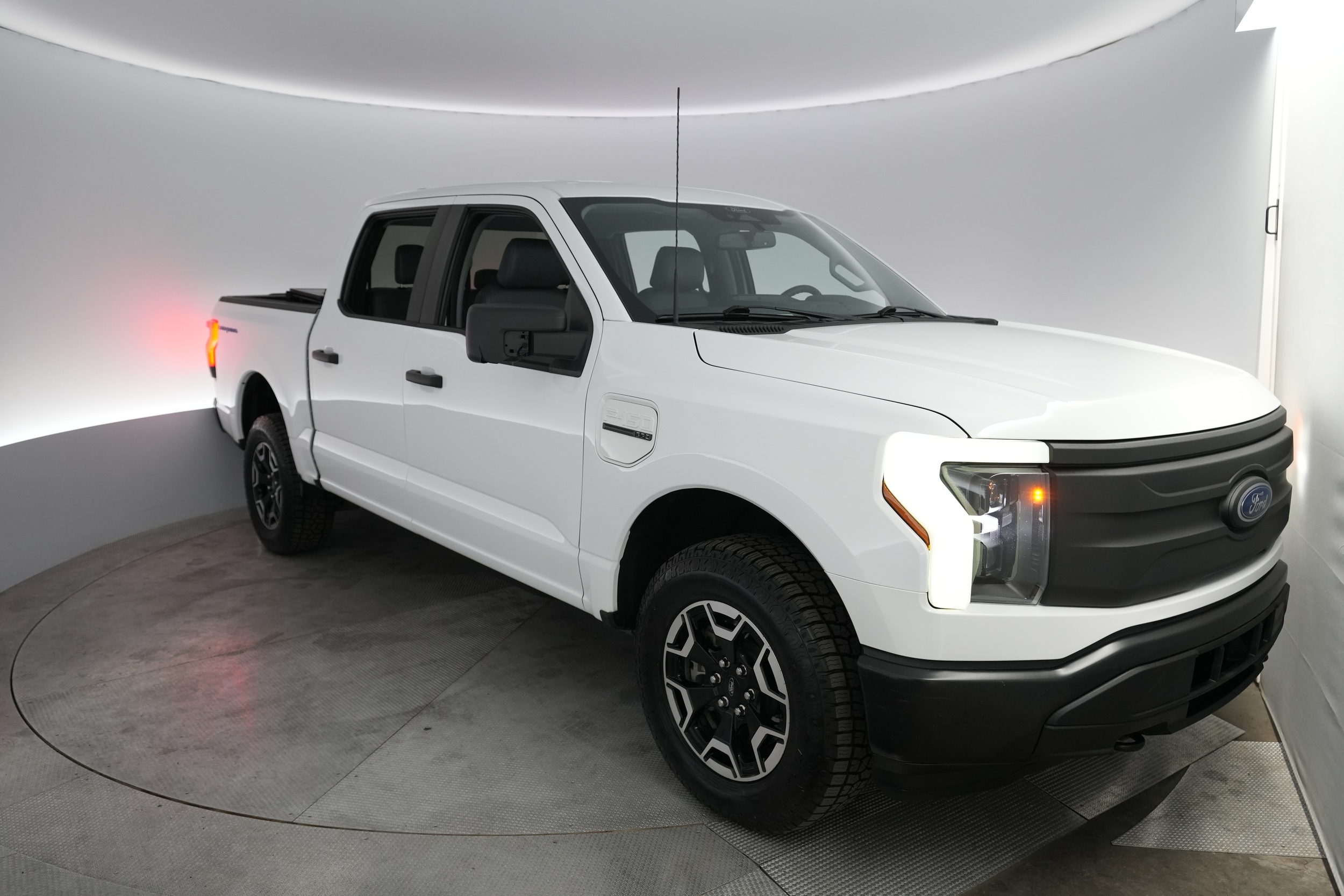 2022 Ford F-150 Lightning