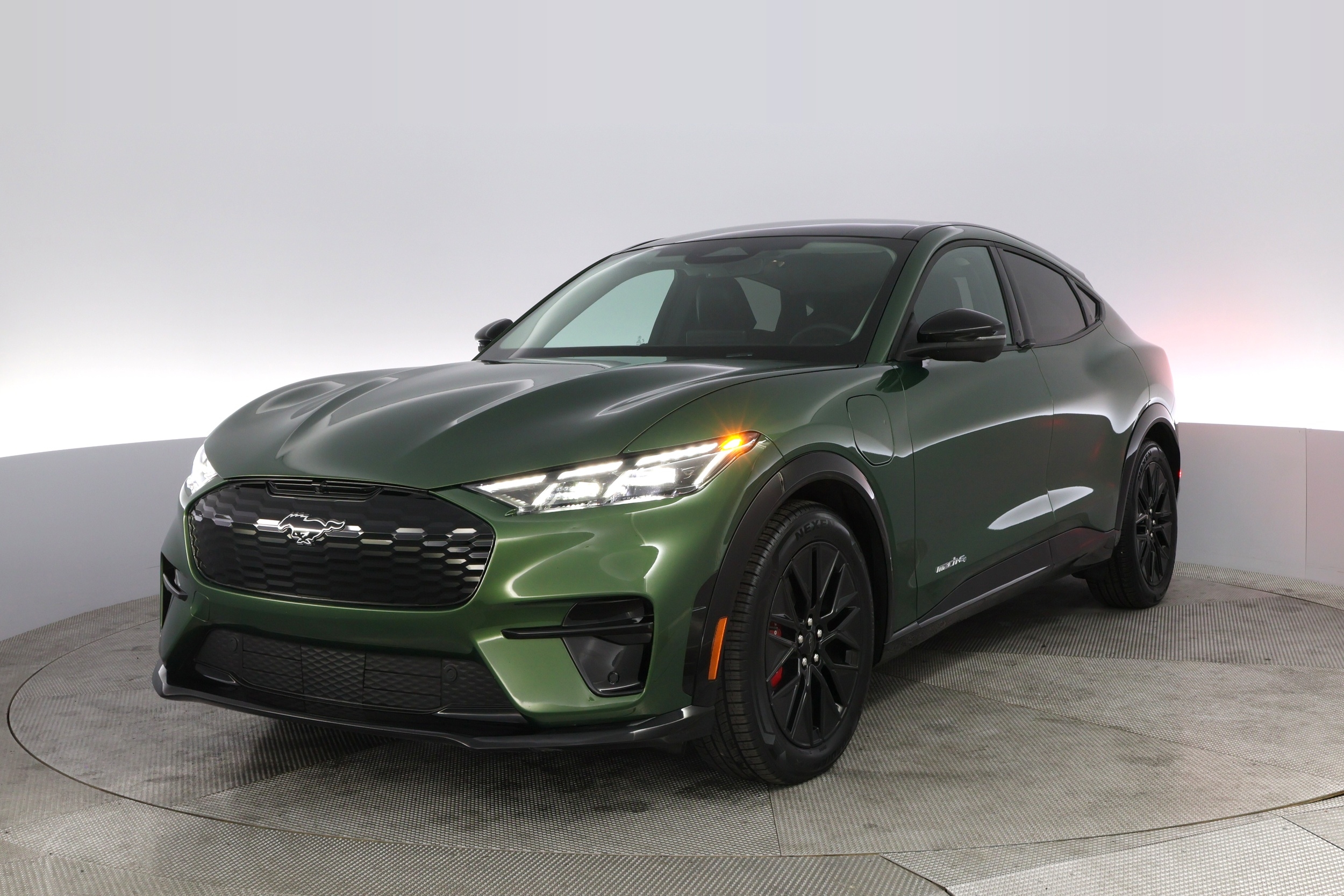 2025 Ford Mustang Mach-E