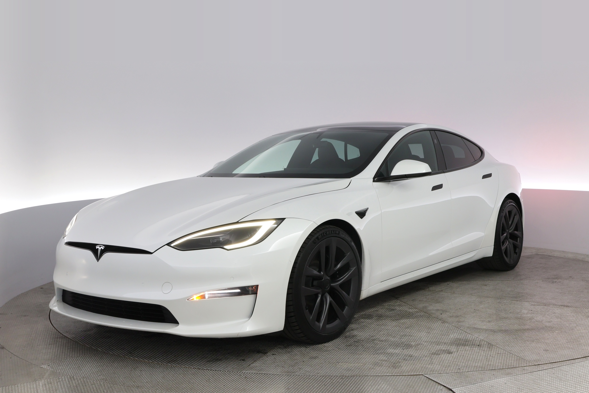 2022 Tesla Model S