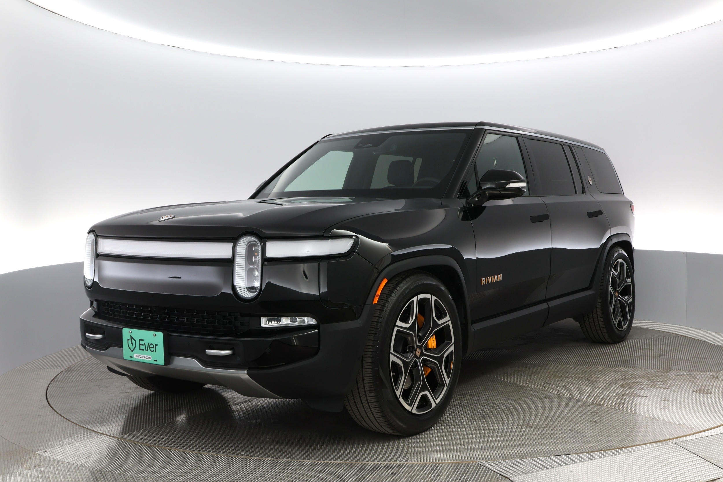 2022 Rivian R1S