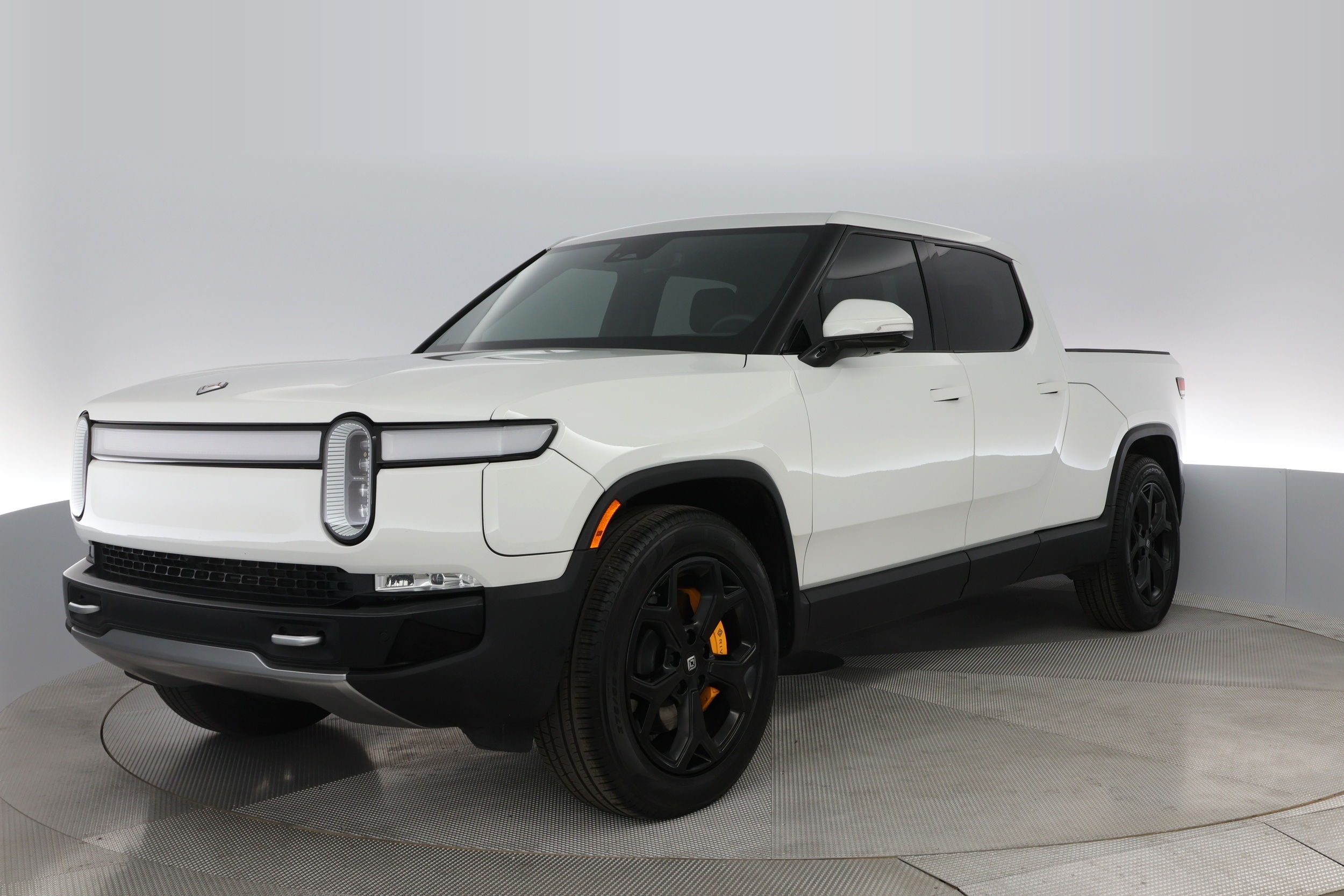 2022 Rivian R1T