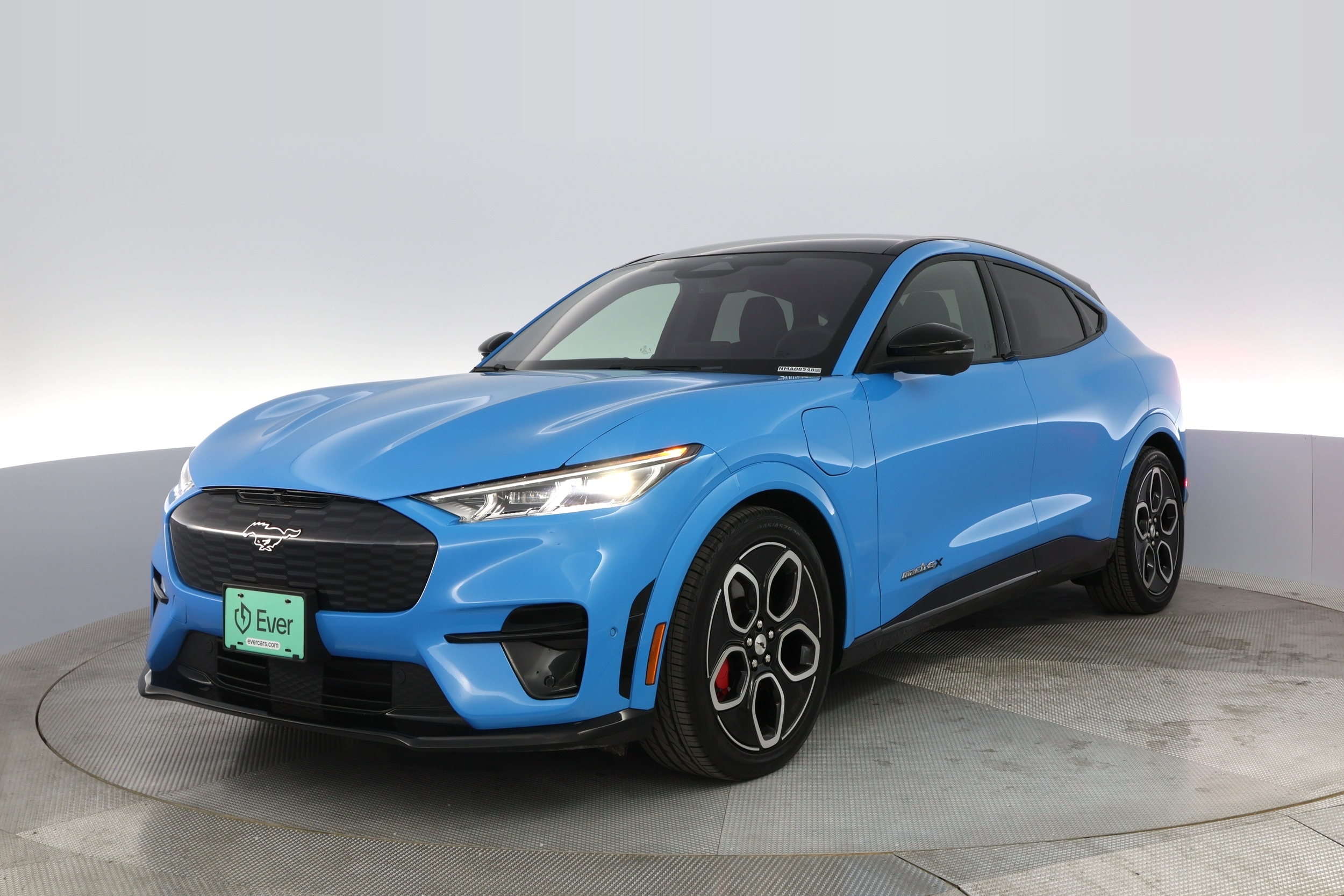 2022 Ford Mustang Mach-E