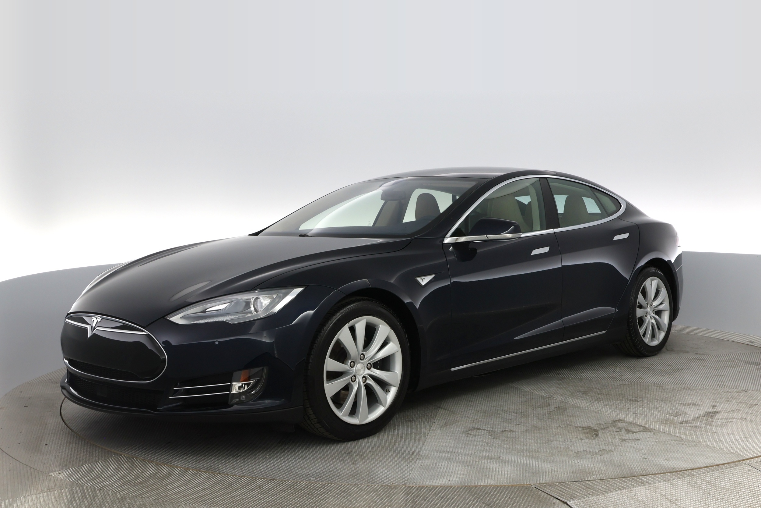 2015 Tesla Model S