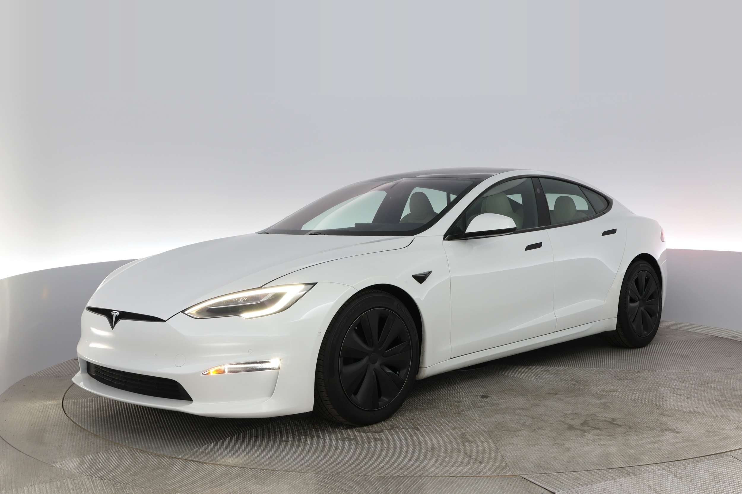 2022 Tesla Model S