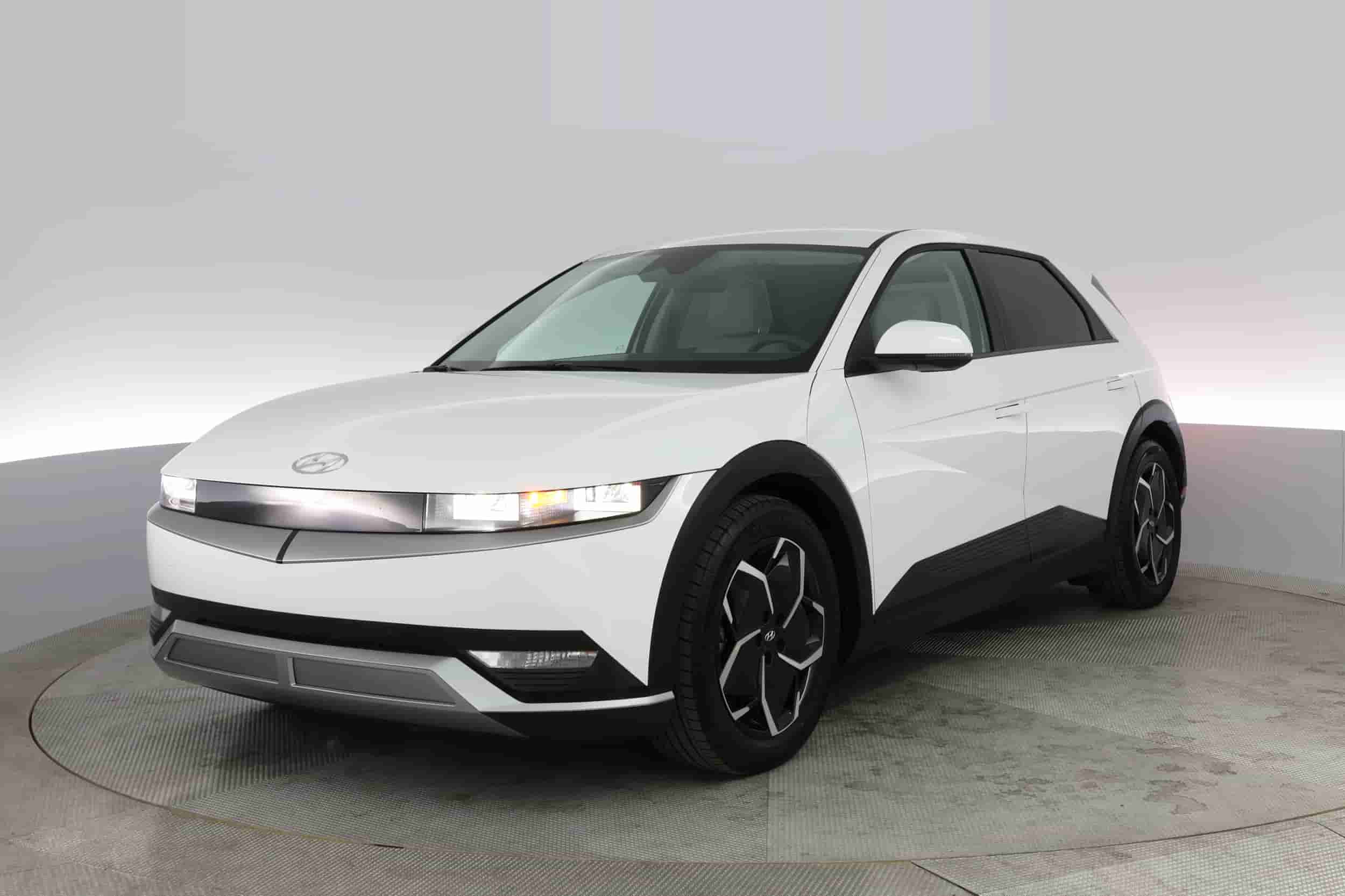 Hyundai IONIQ 5 | EverCar's Co. on EverCars Co.