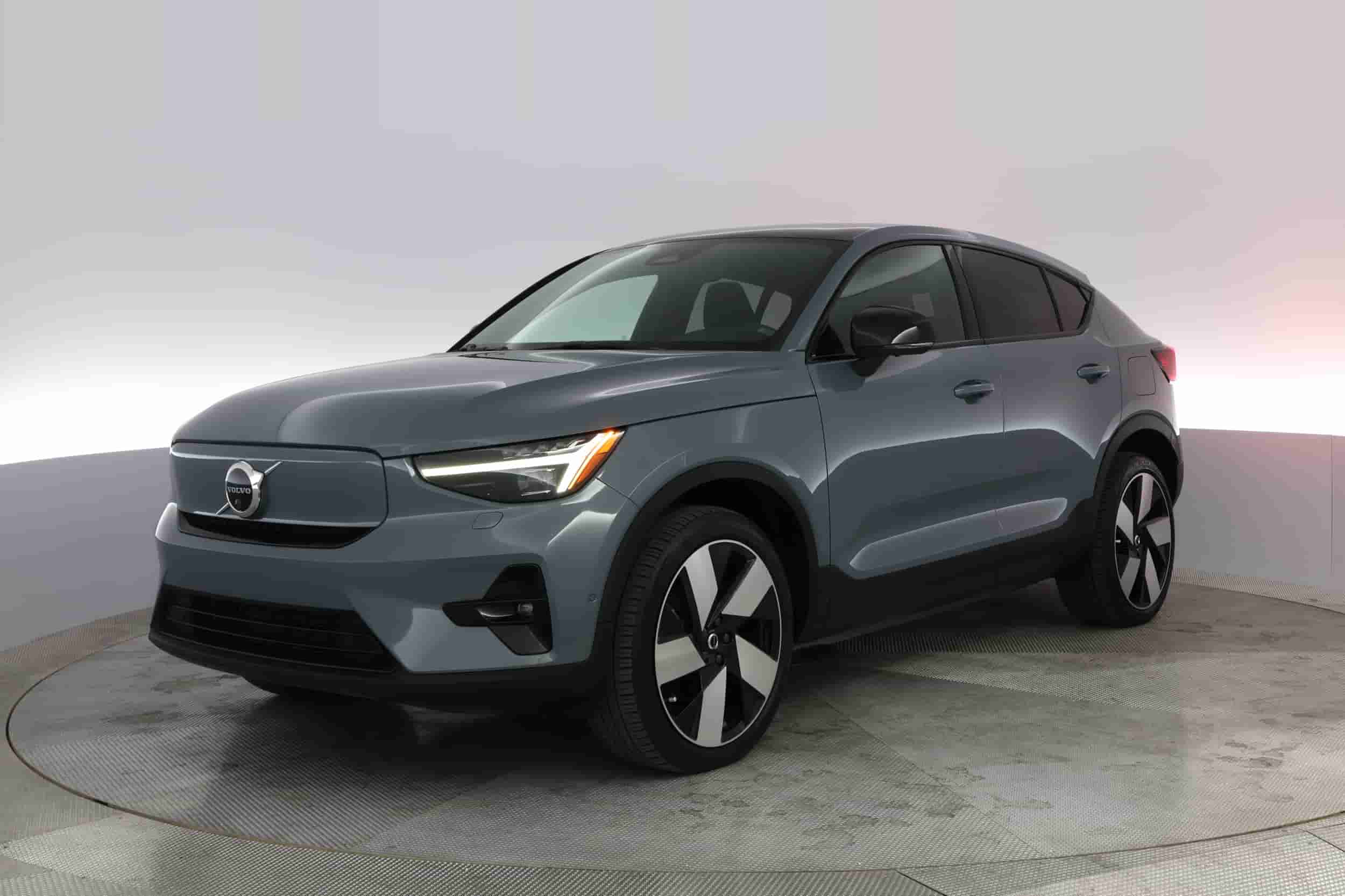 Volvo C40 Recharge | EverCar's Co. on EverCars Co.