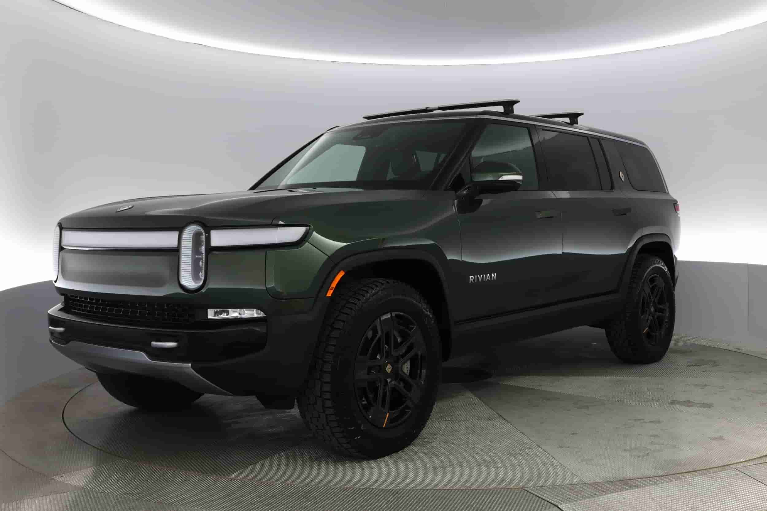 Rivian R1S | EverCar's Co. on EverCars Co.
