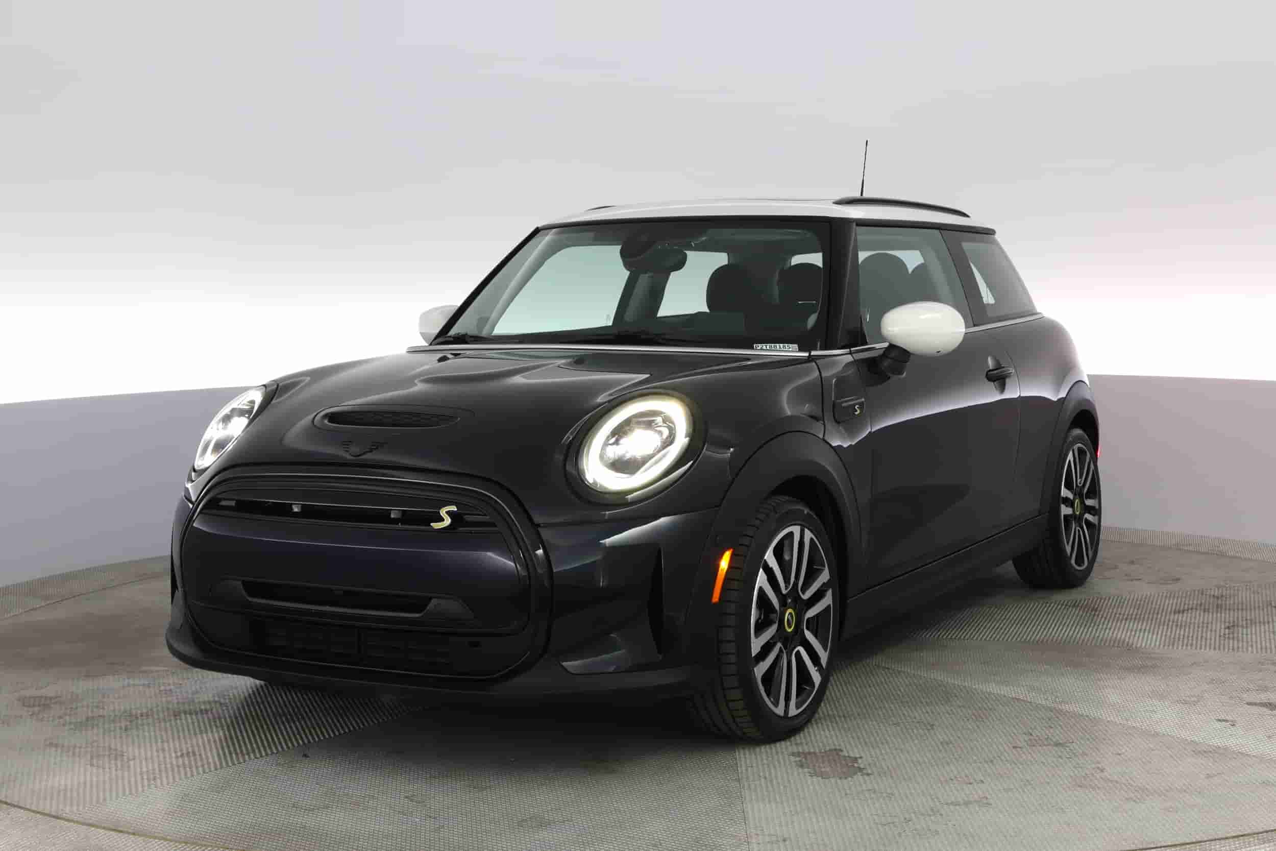 Mini Cooper SE | EverCar's Co. on EverCars Co.