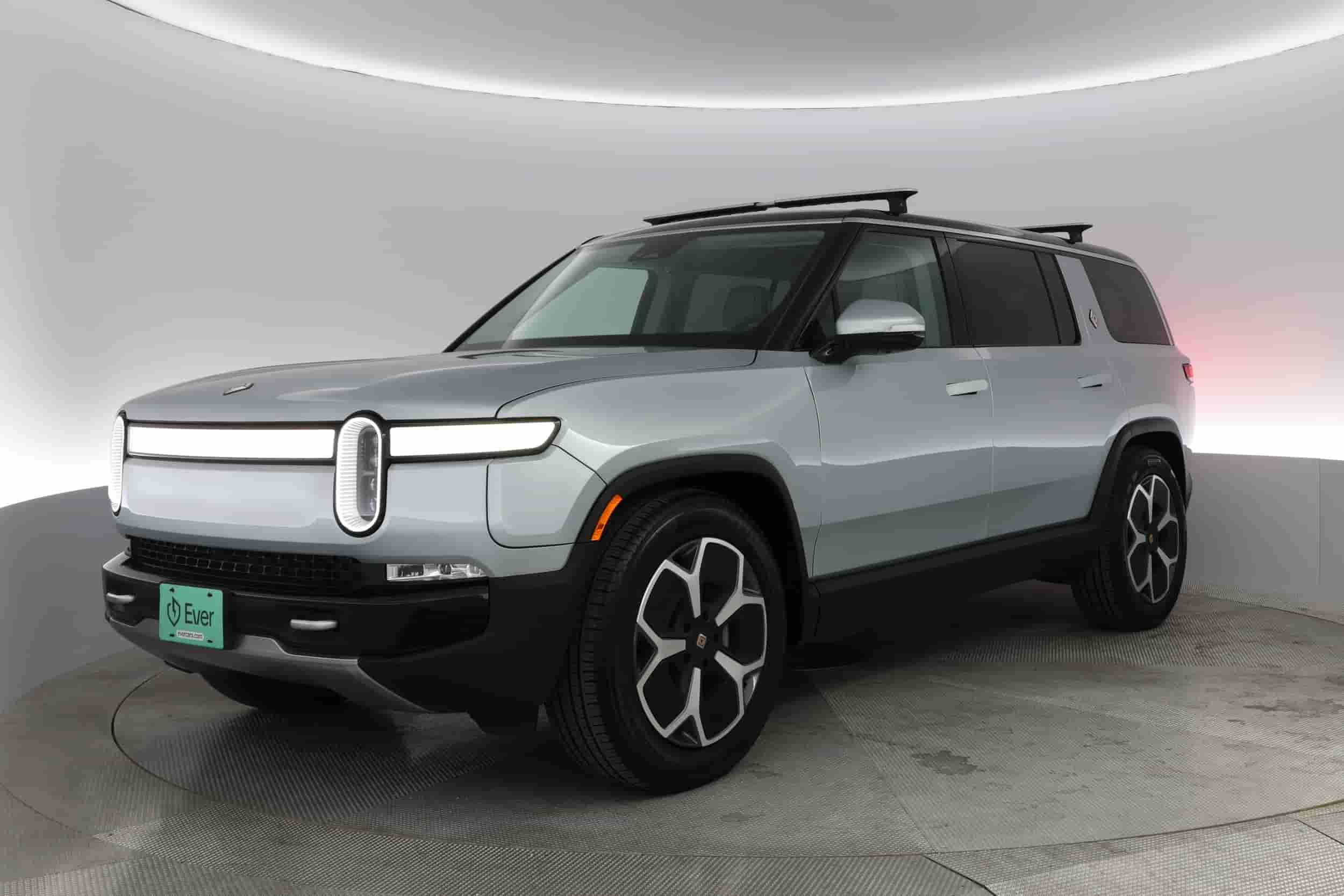 Rivian R1S | EverCar's Co. on EverCars Co.