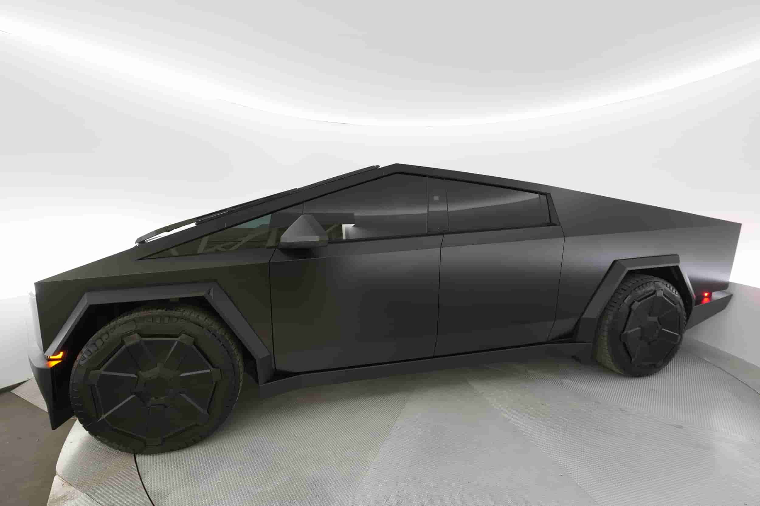 Tesla Cybertruck | EverCar's Co. on EverCars Co.