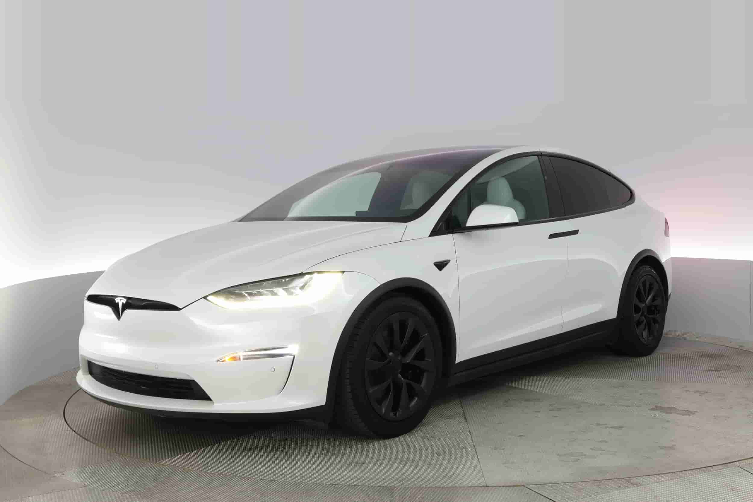 Tesla Model X | EverCar's Co. on EverCars Co.