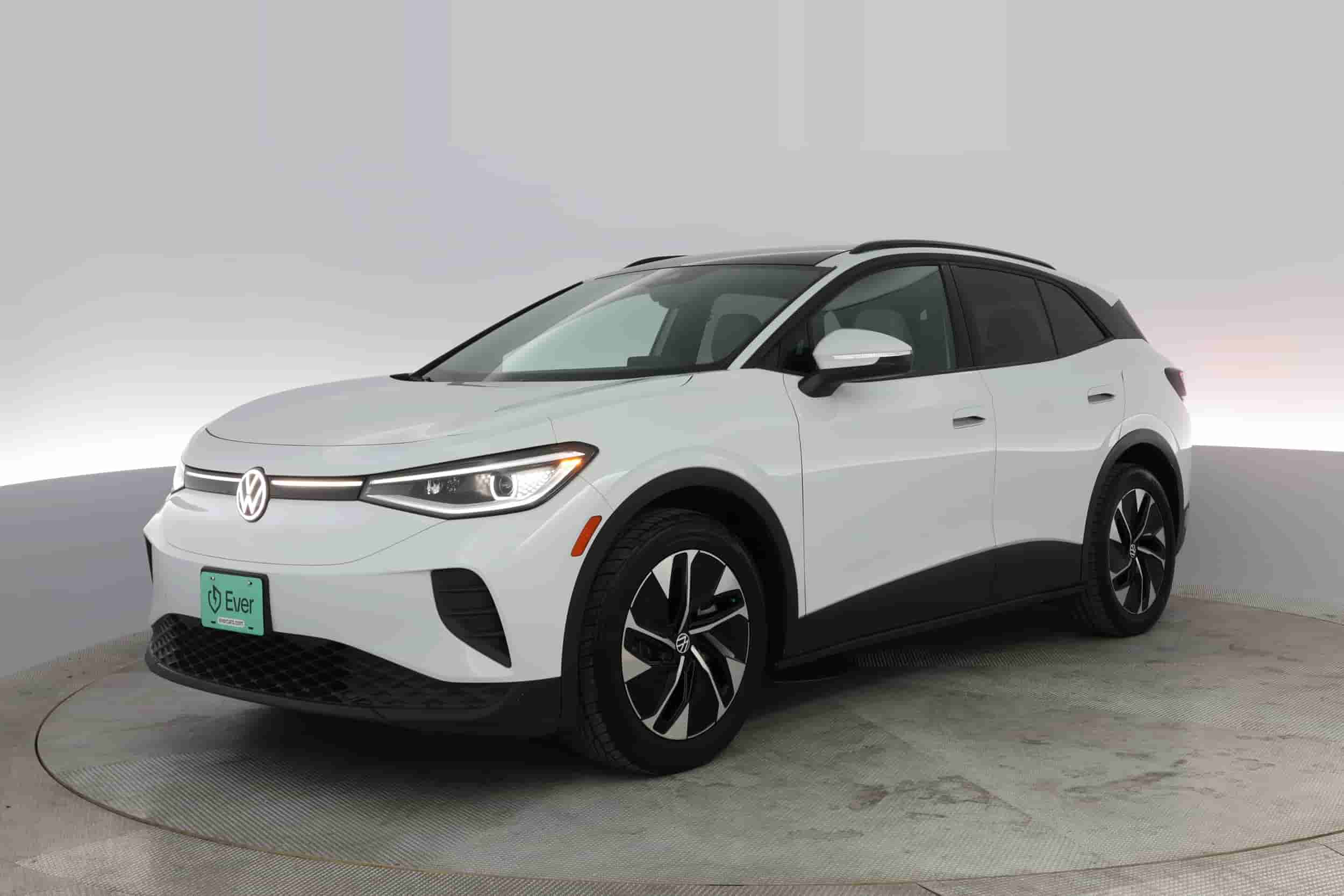 Volkswagen ID.4 | EverCar's Co. on EverCars Co.