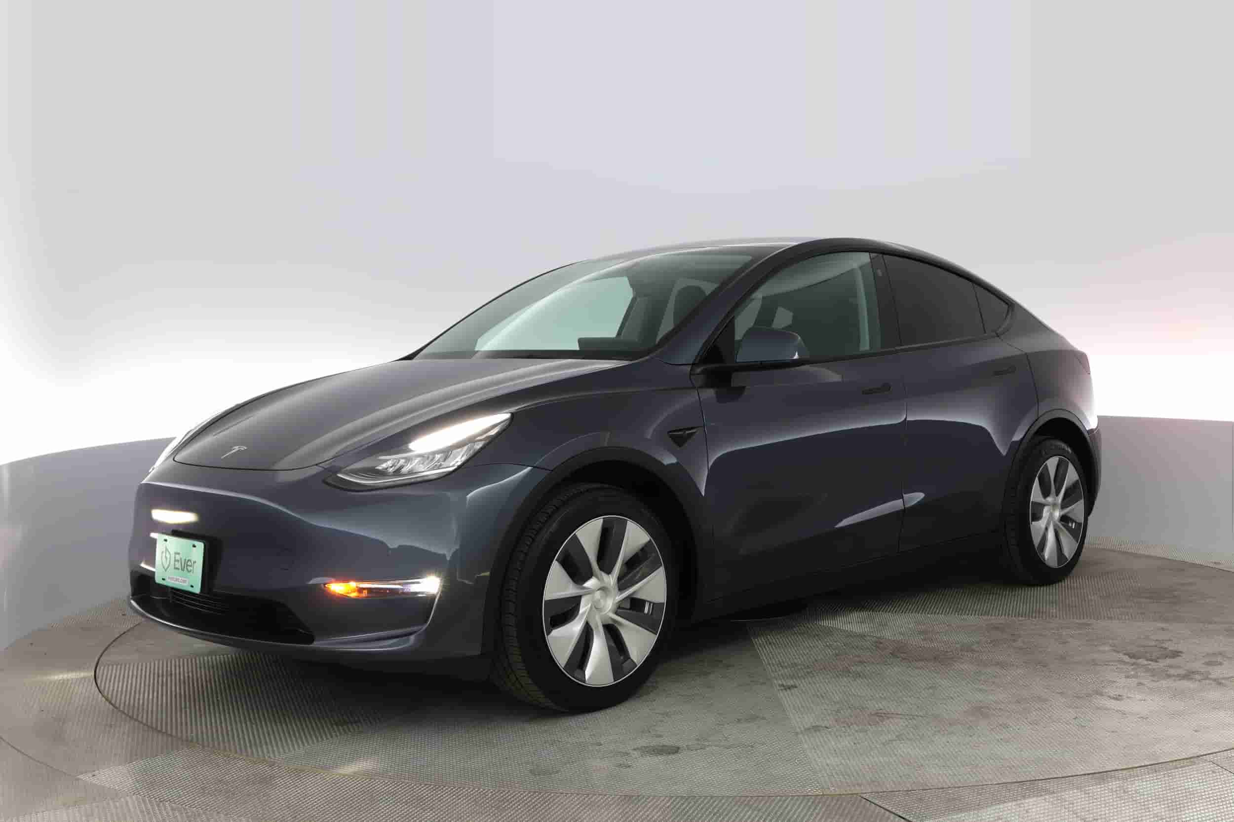Tesla Model Y | EverCar's Co. on EverCars Co.