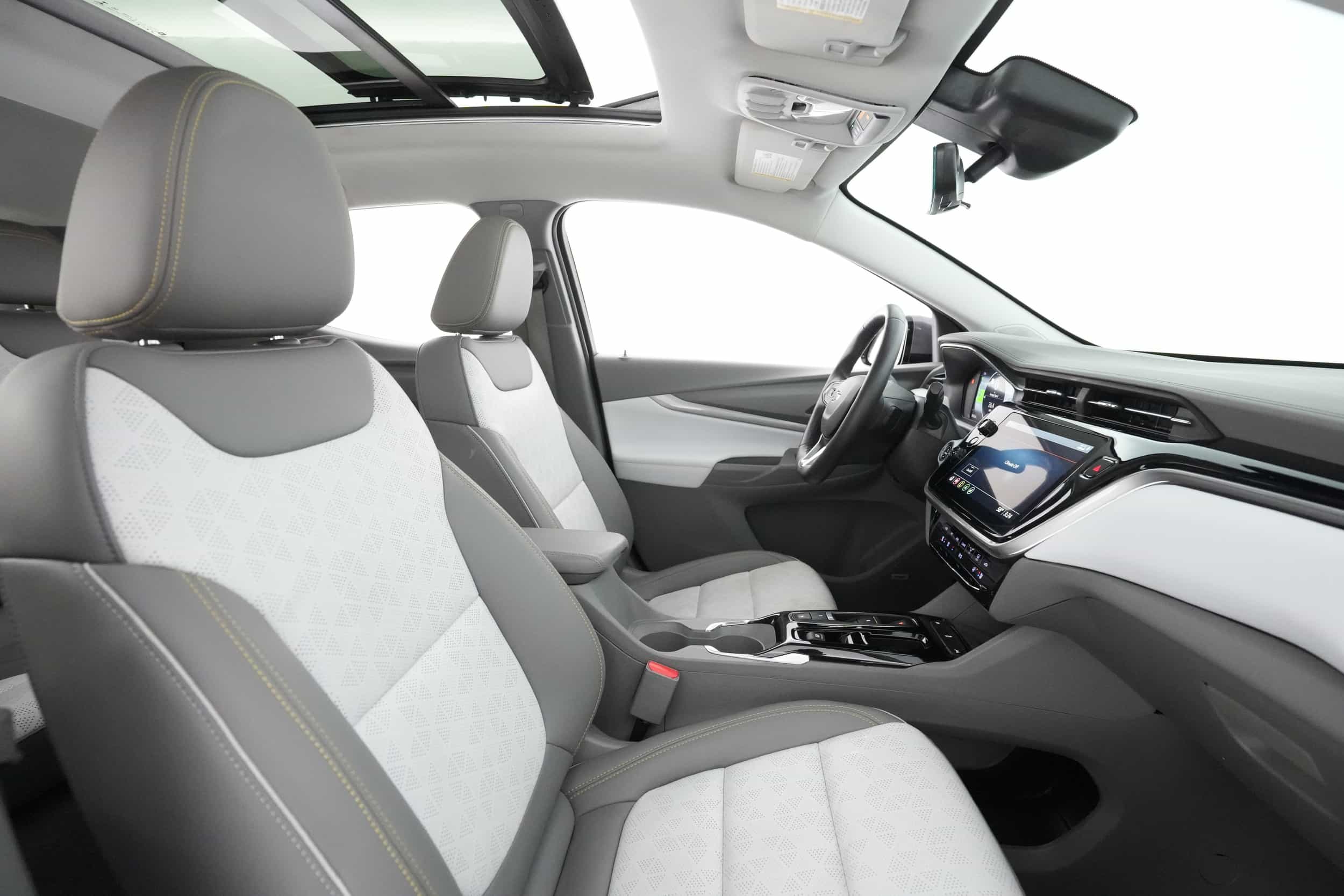 EverCar's Co. vehicle image for Chevrolet Bolt EUV -  Premier on EverCars Co.