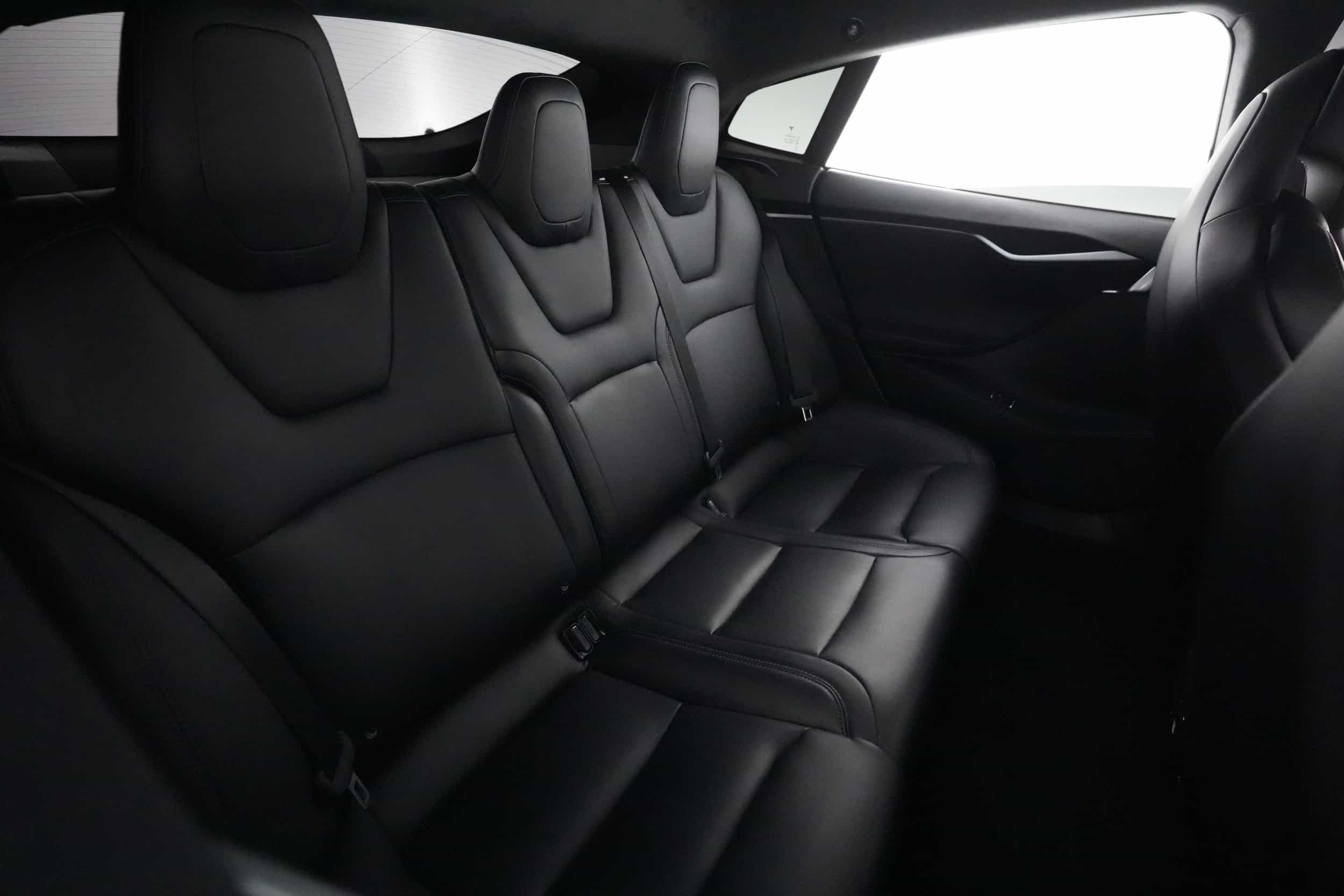 EverCar's Co. vehicle image for Tesla Model S -  100D on EverCars Co.