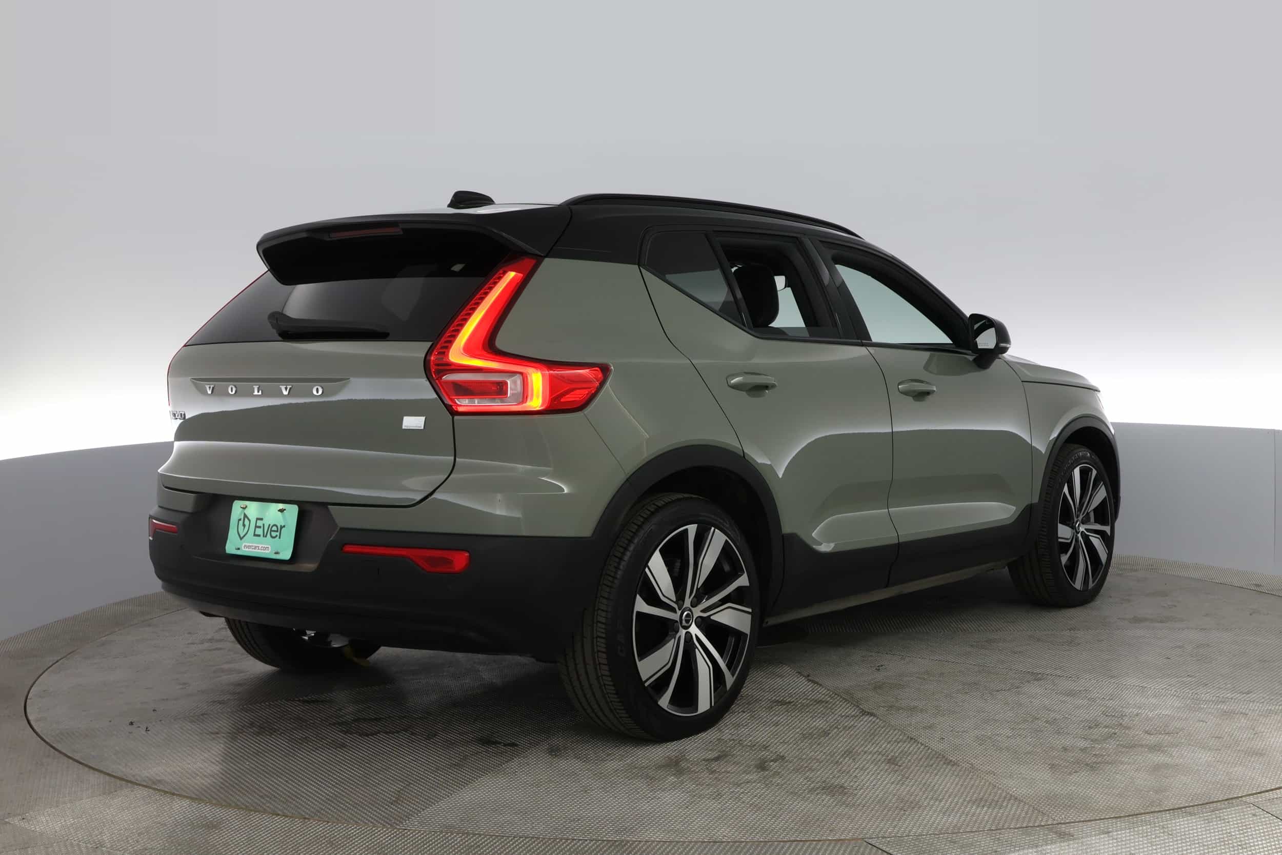 EverCar's Co. vehicle image for Volvo XC40 Recharge -  Pure Electric P8 on EverCars Co.