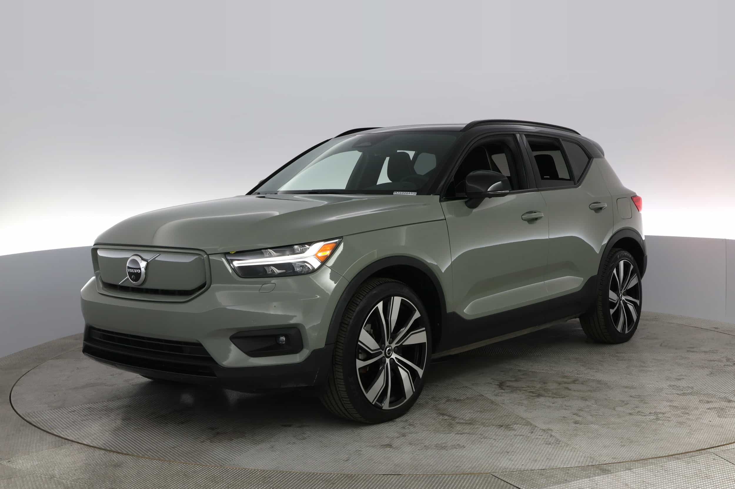 EverCar's Co. vehicle image for Volvo XC40 Recharge -  Pure Electric P8 on EverCars Co.
