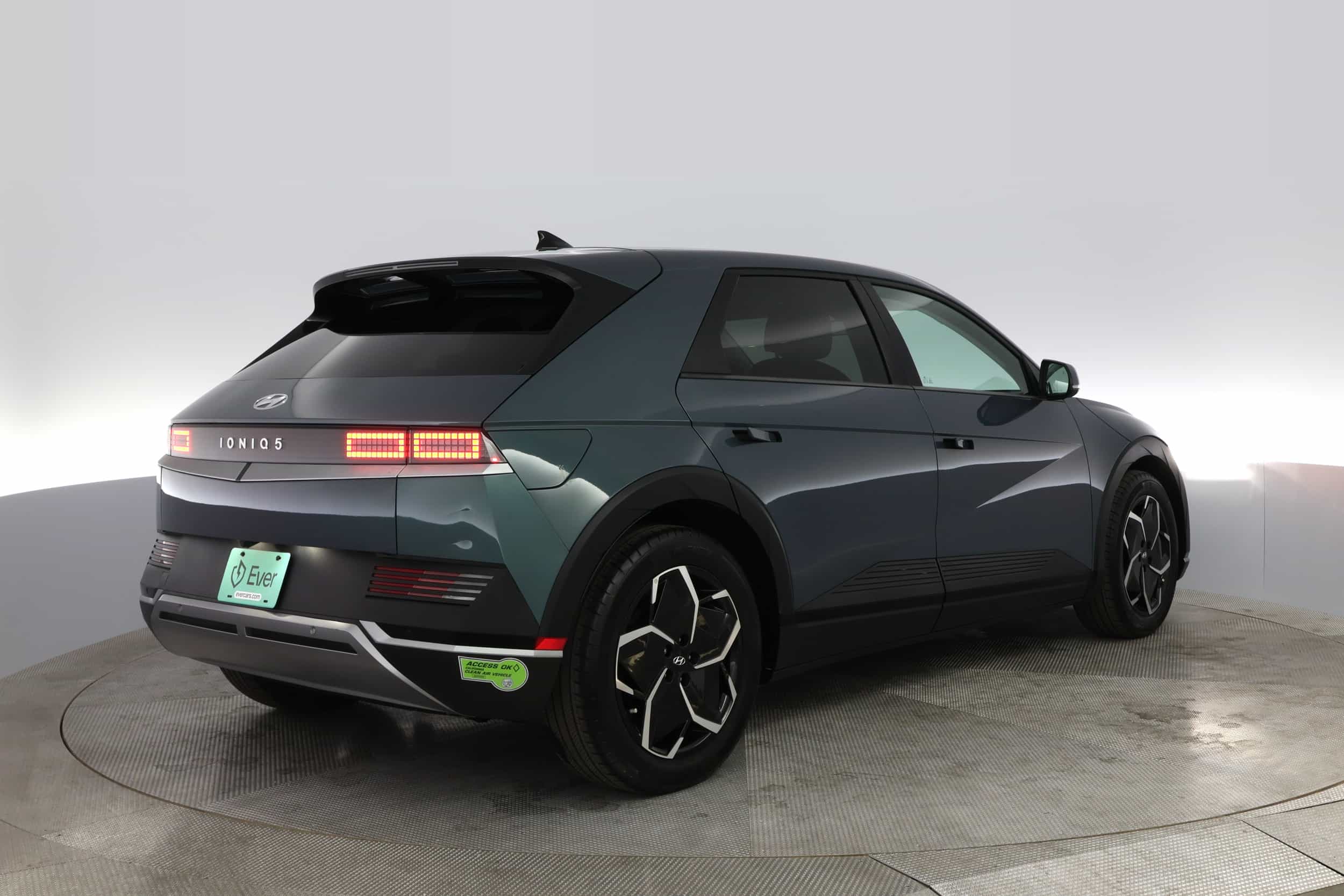 EverCar's Co. vehicle image for Hyundai IONIQ 5 -  SEL on EverCars Co.