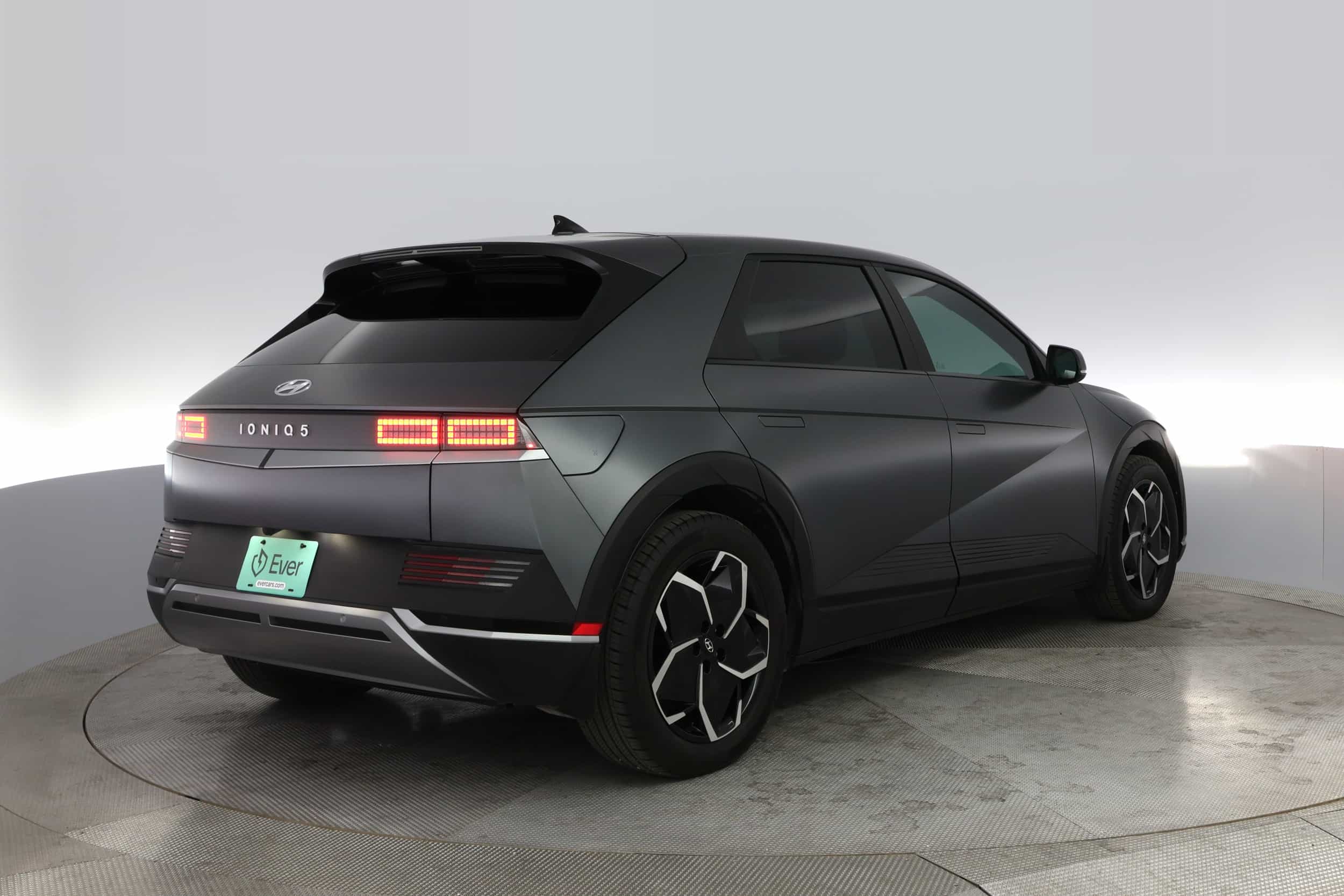EverCar's Co. vehicle image for Hyundai IONIQ 5 -  SEL on EverCars Co.