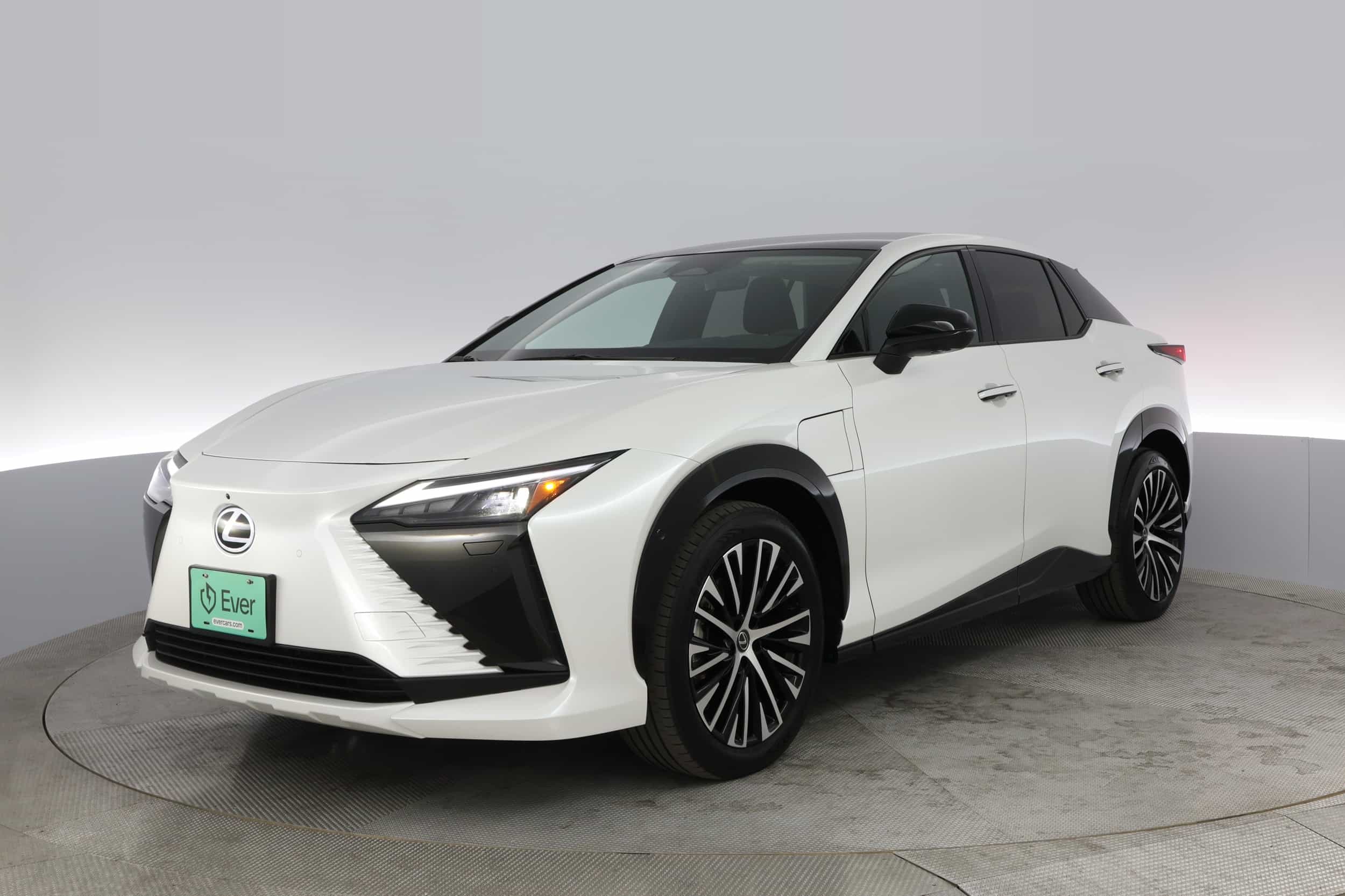 EverCar's Co. vehicle image for Lexus RZ -  450e Luxury on EverCars Co.