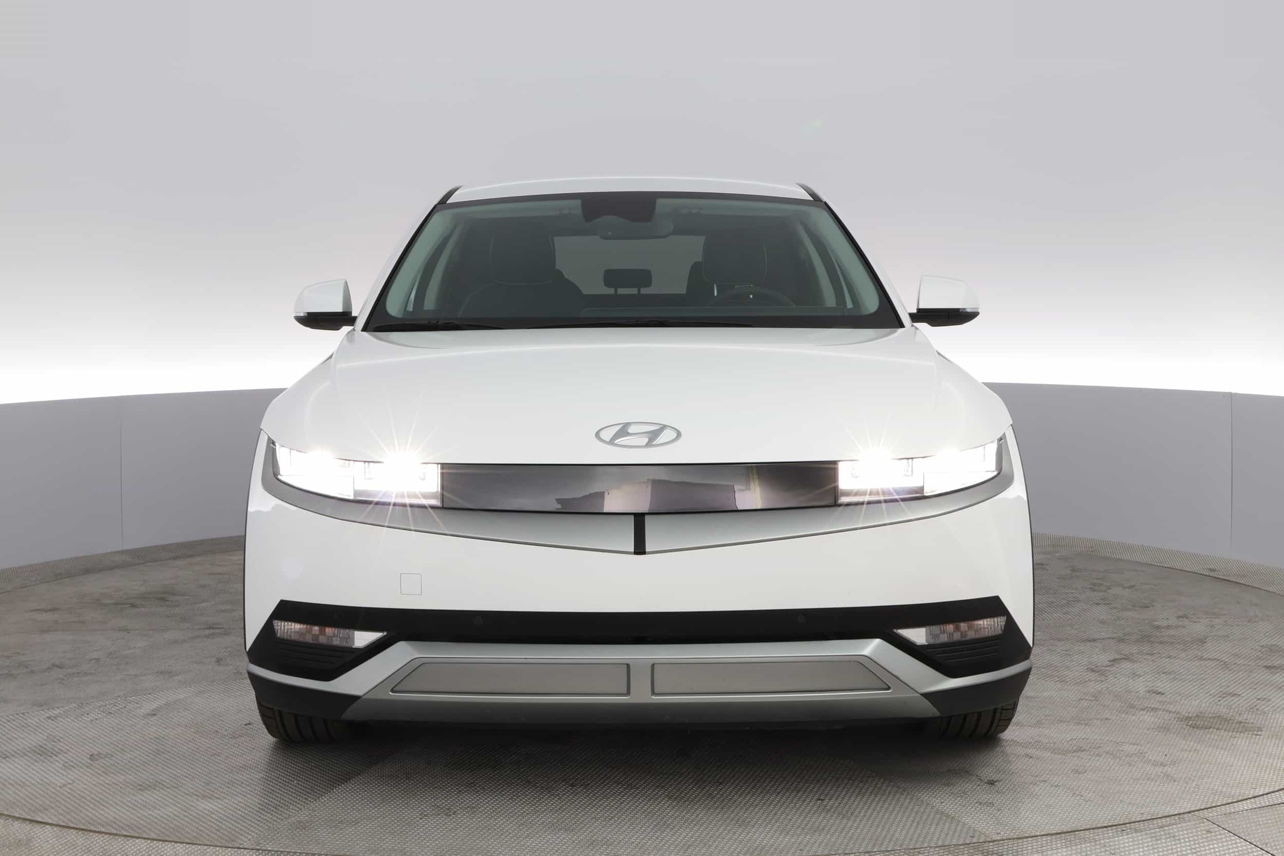 EverCar's Co. vehicle image for Hyundai IONIQ 5 -  SEL on EverCars Co.
