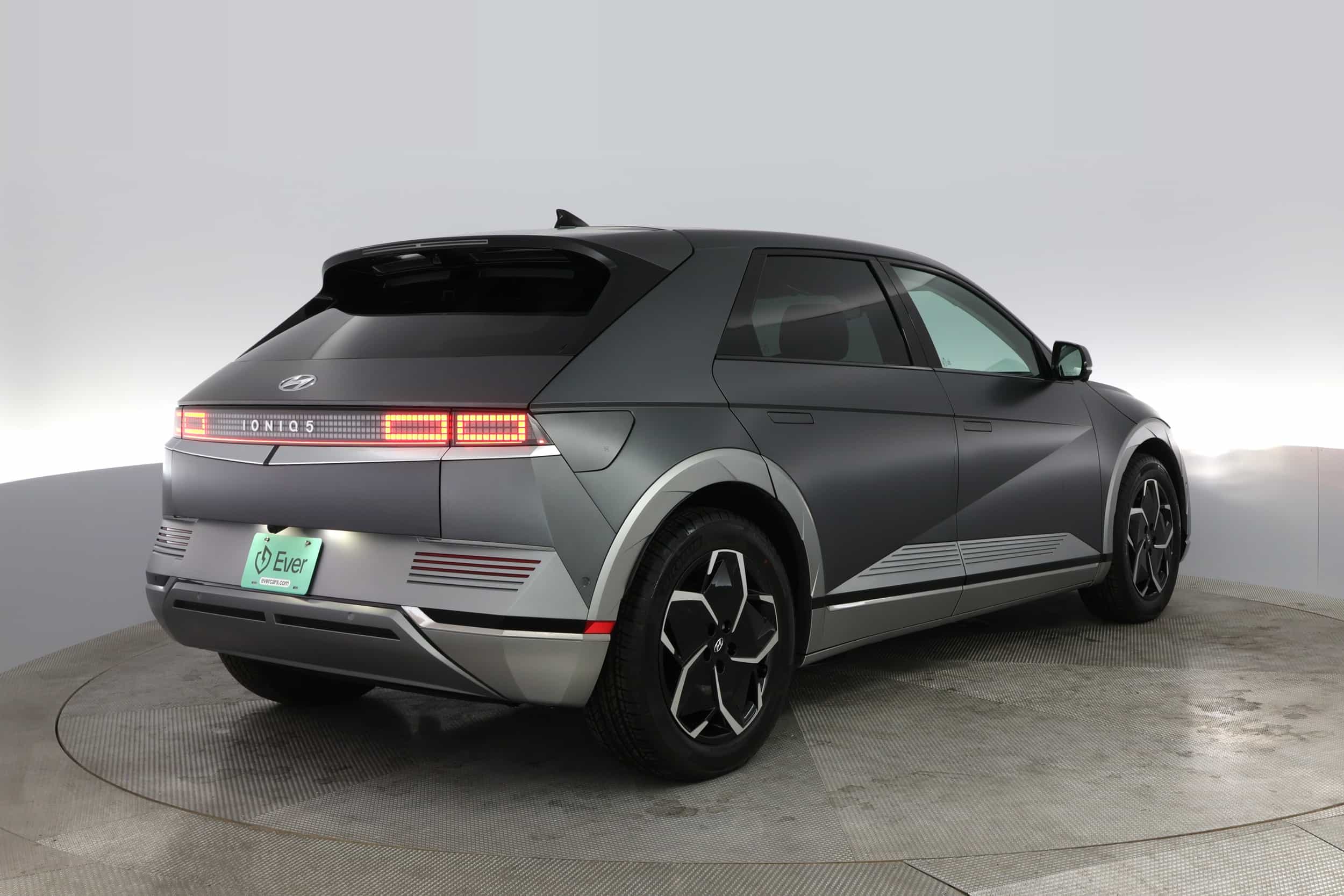 EverCar's Co. vehicle image for Hyundai IONIQ 5 -  Limited on EverCars Co.