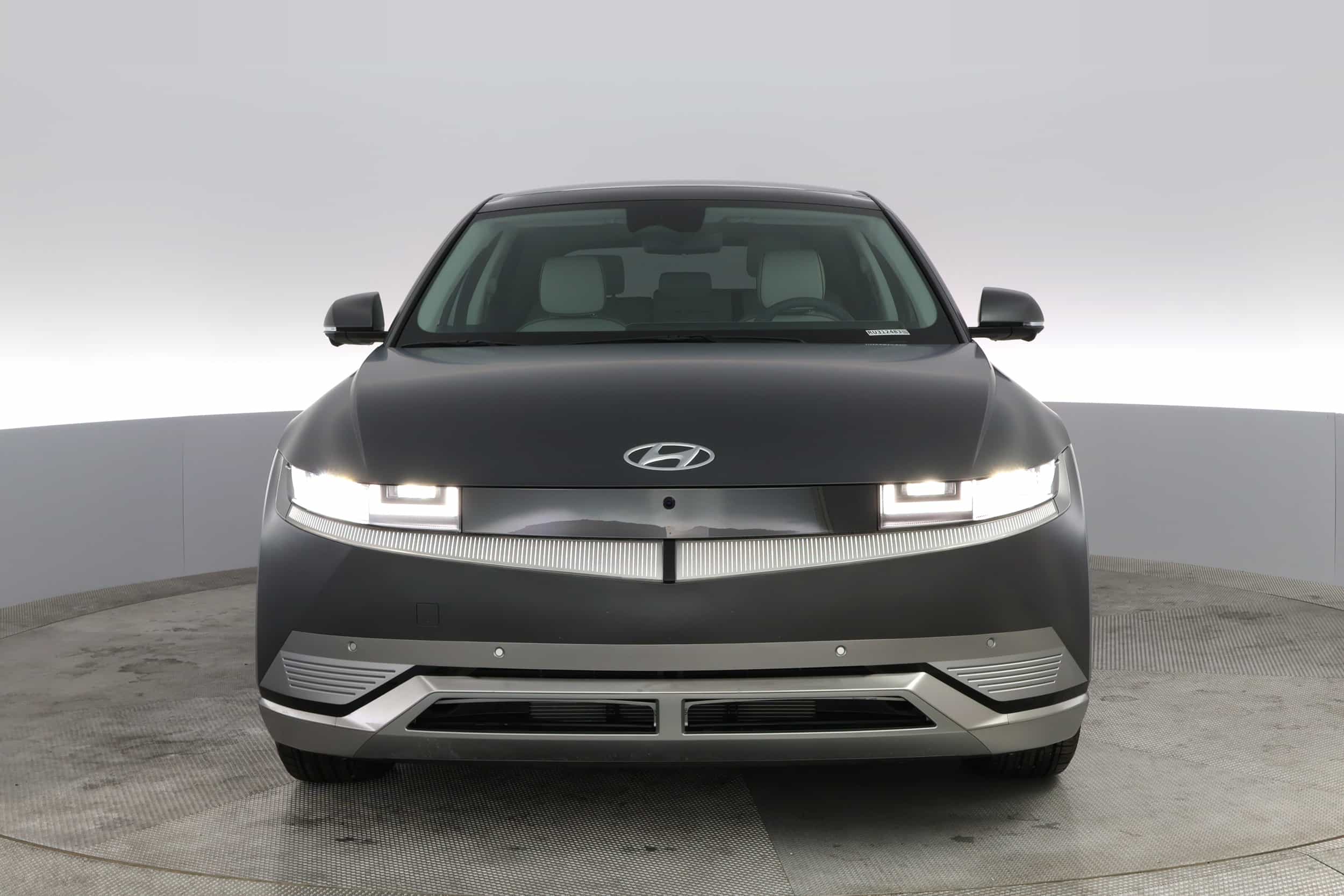 EverCar's Co. vehicle image for Hyundai IONIQ 5 -  Limited on EverCars Co.