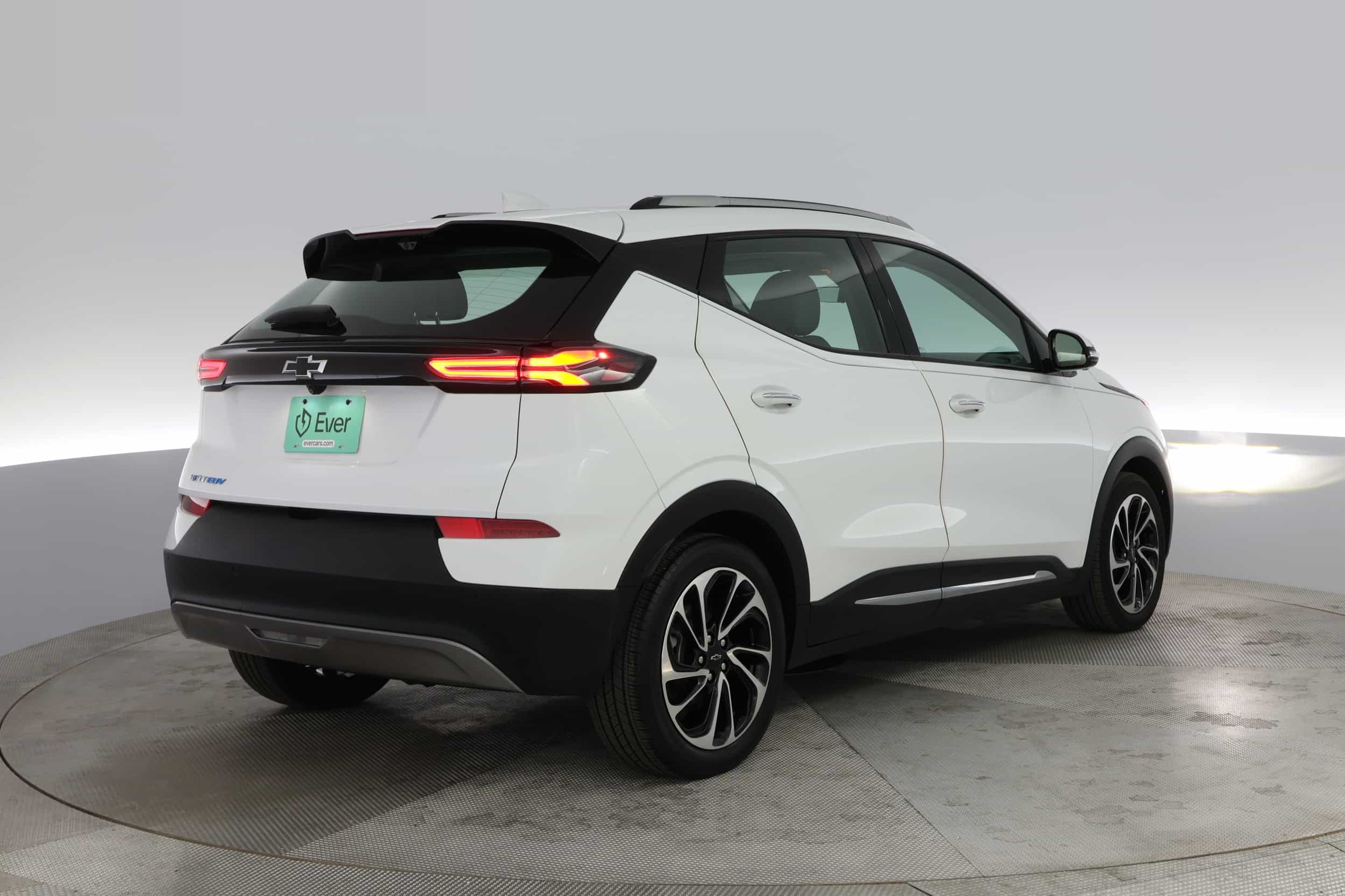 EverCar's Co. vehicle image for Chevrolet Bolt EUV -  Premier on EverCars Co.
