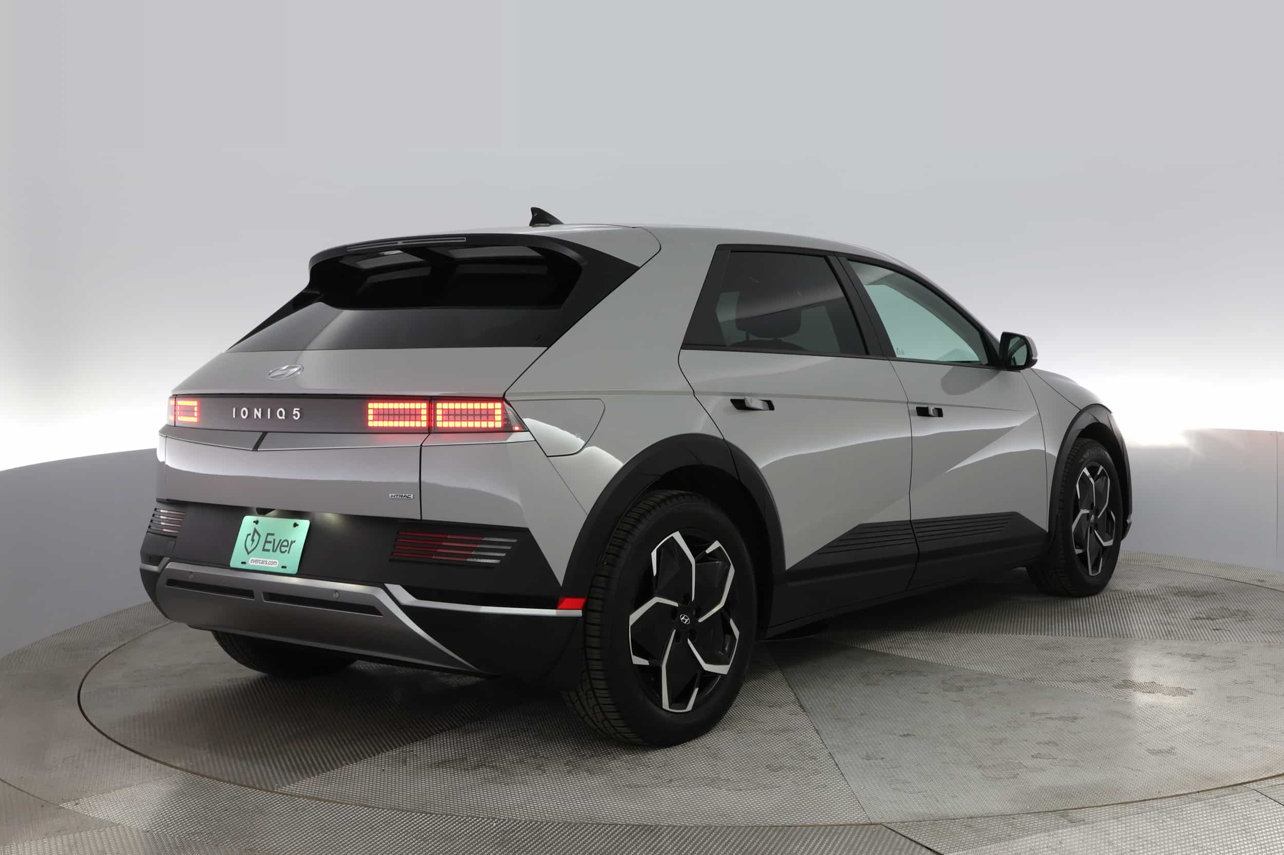 EverCar's Co. vehicle image for Hyundai IONIQ 5 -  SEL on EverCars Co.