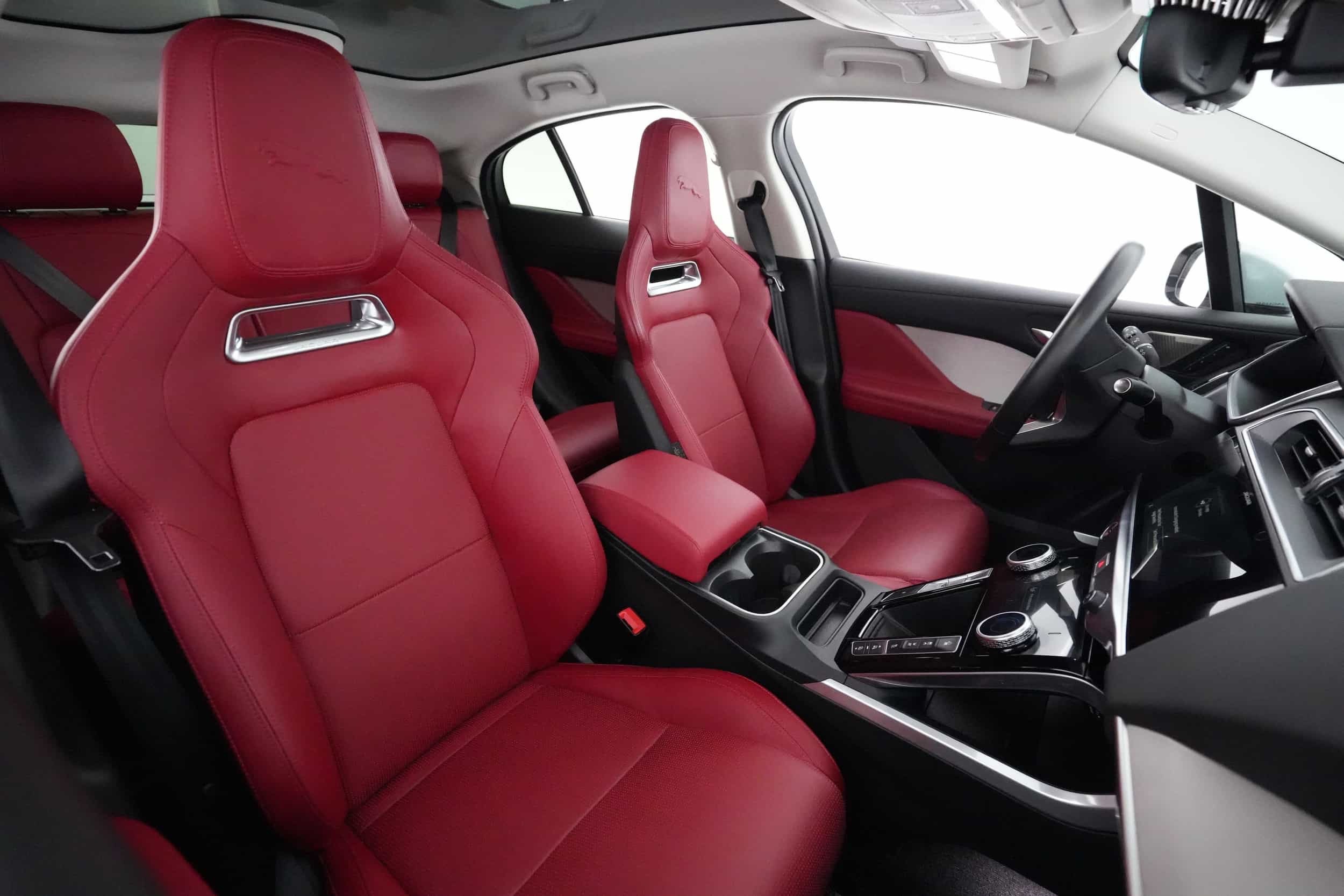 EverCar's Co. vehicle image for Jaguar I-Pace -  HSE on EverCars Co.