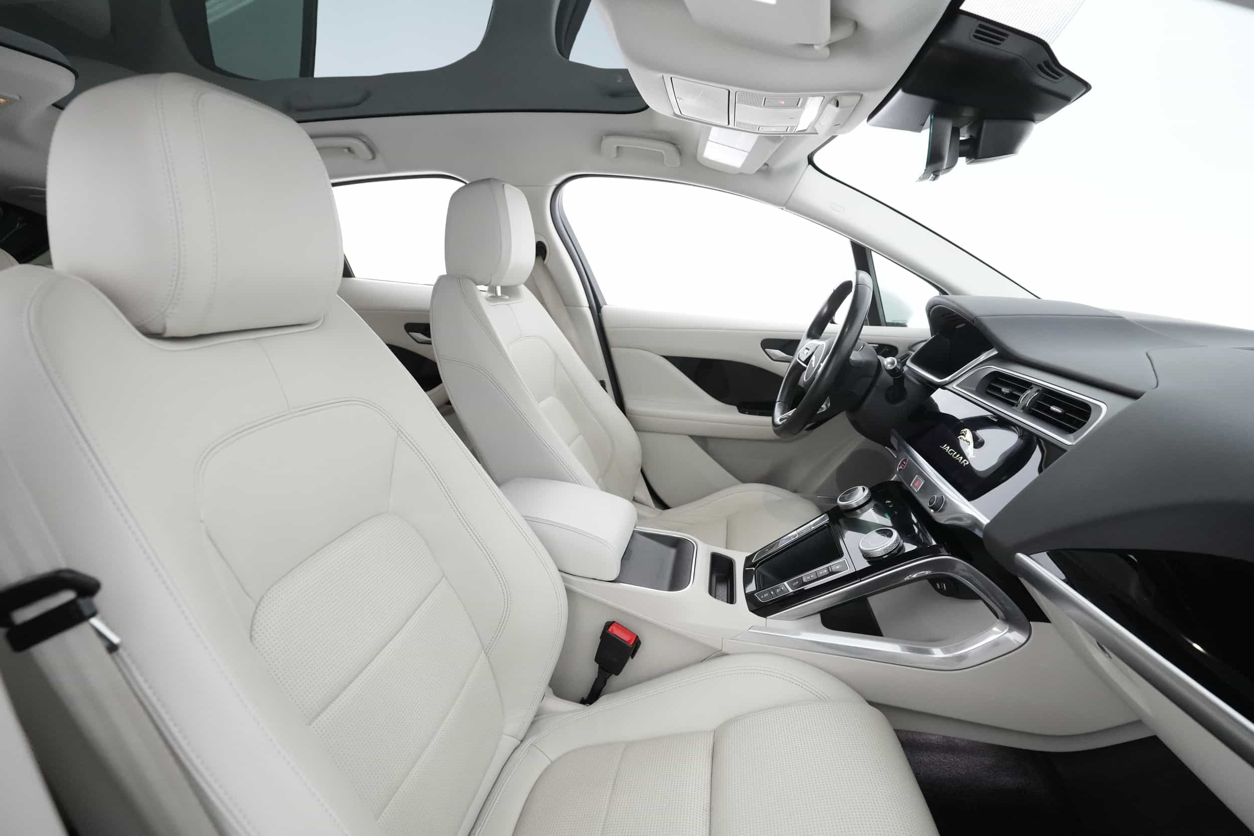 EverCar's Co. vehicle image for Jaguar I-Pace -  SE on EverCars Co.