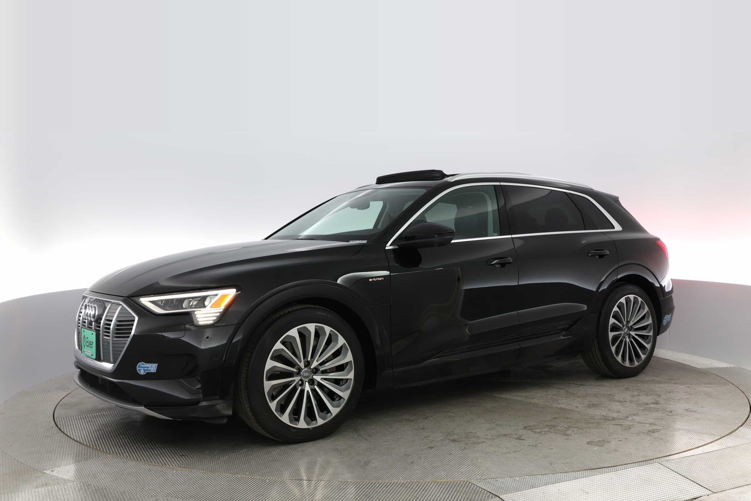 EverCar's Co. vehicle image for Audi e-tron -  Prestige on EverCars Co.