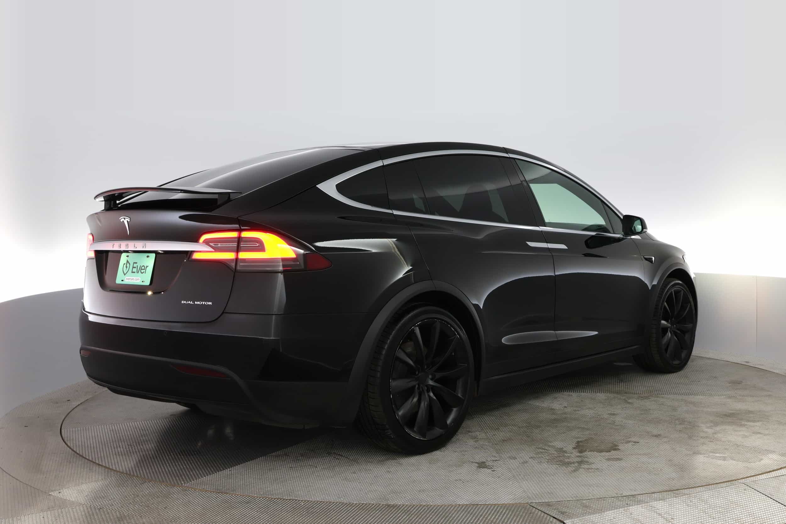 EverCar's Co. vehicle image for Tesla Model X -  Long Range on EverCars Co.