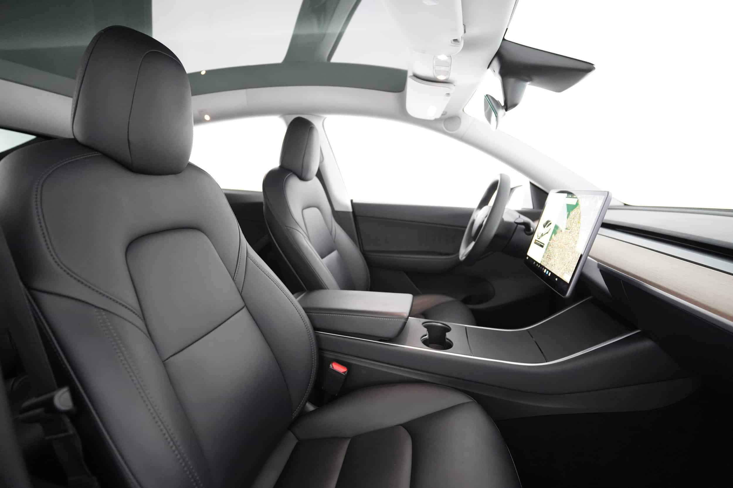 EverCar's Co. vehicle image for Tesla Model Y -  Long Range on EverCars Co.
