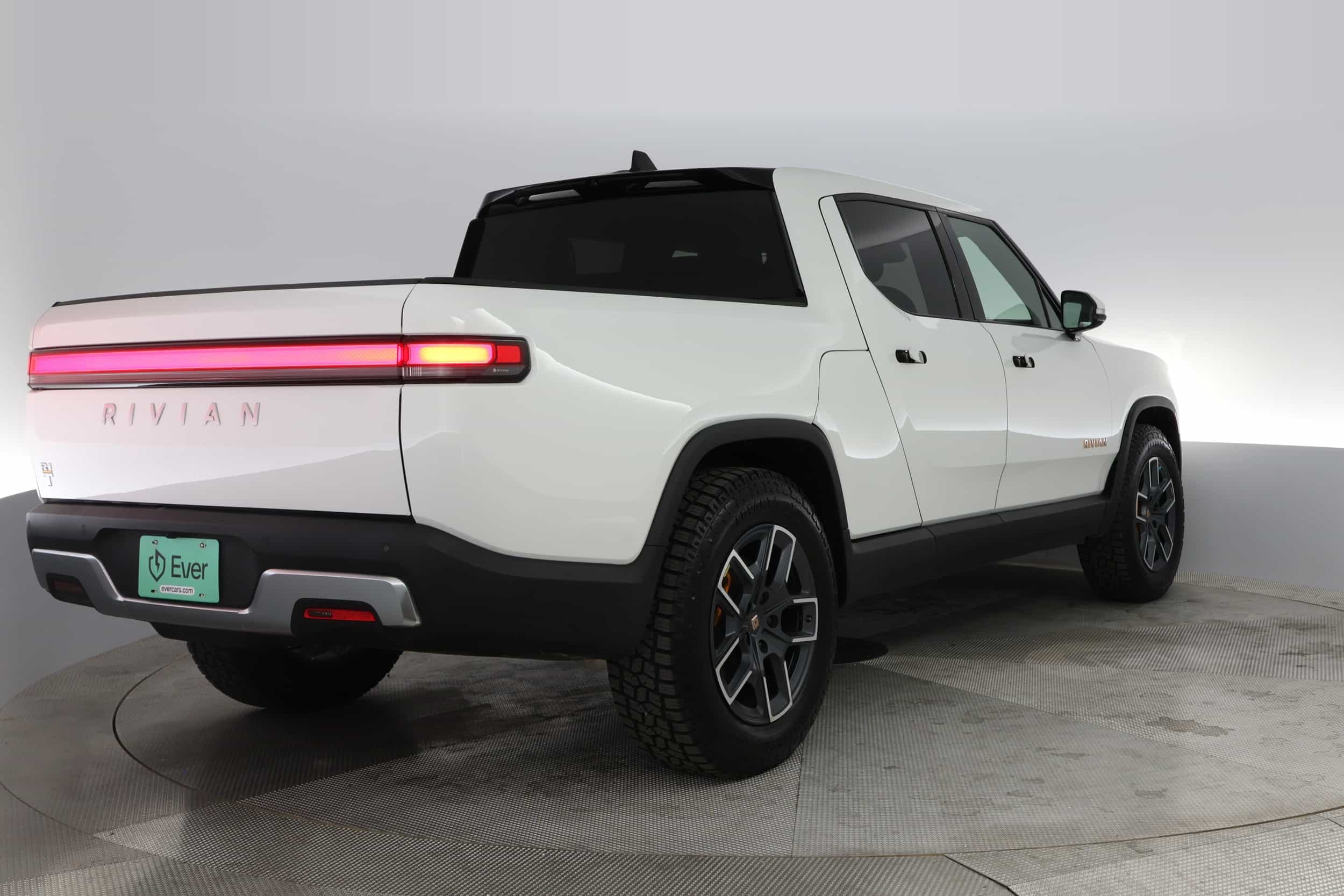 EverCar's Co. vehicle image for Rivian R1T -  Launch Edition on EverCars Co.
