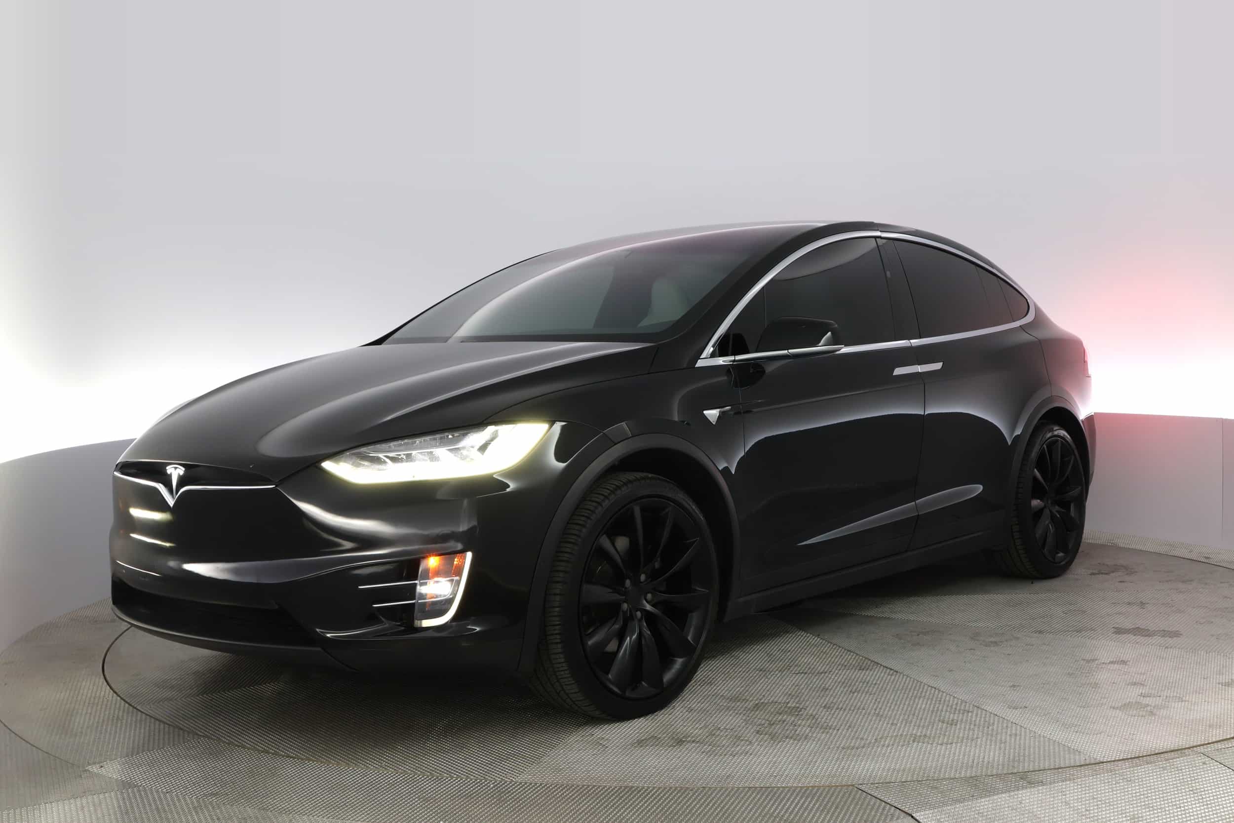 EverCar's Co. vehicle image for Tesla Model X -  Long Range on EverCars Co.