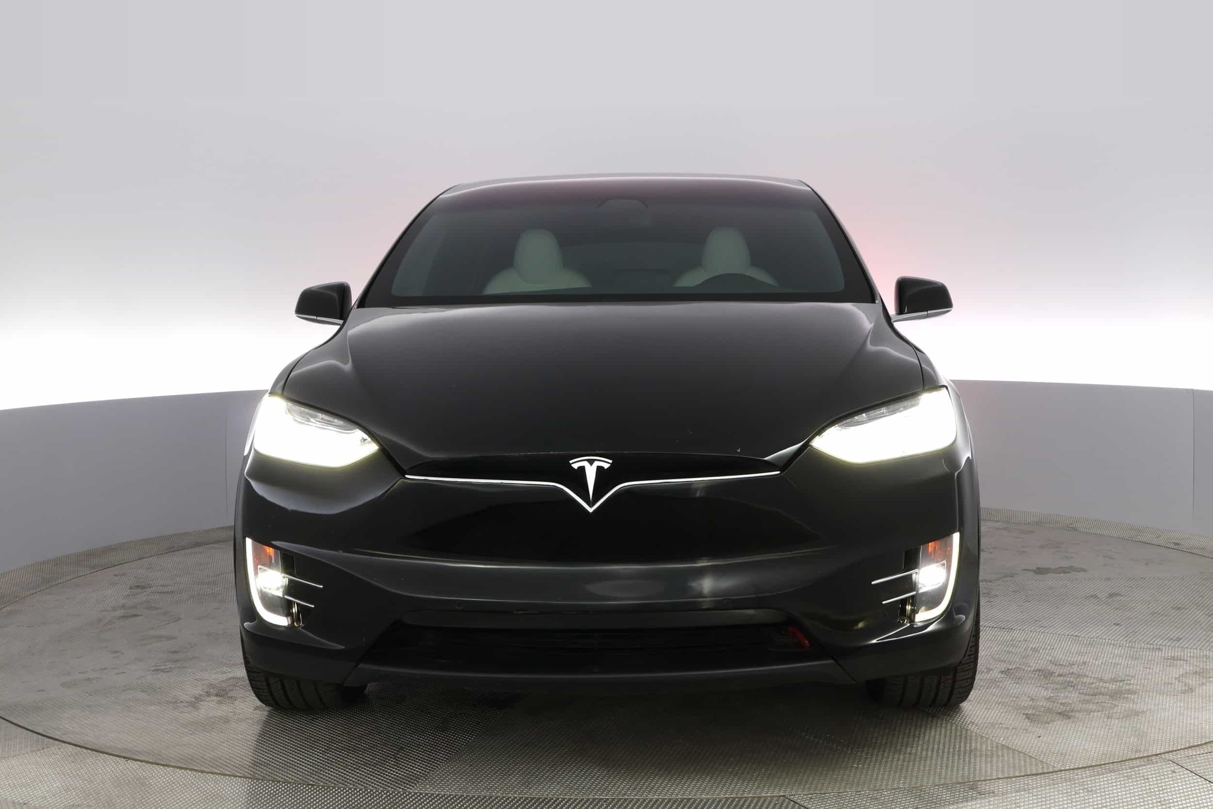 EverCar's Co. vehicle image for Tesla Model X -  Long Range on EverCars Co.