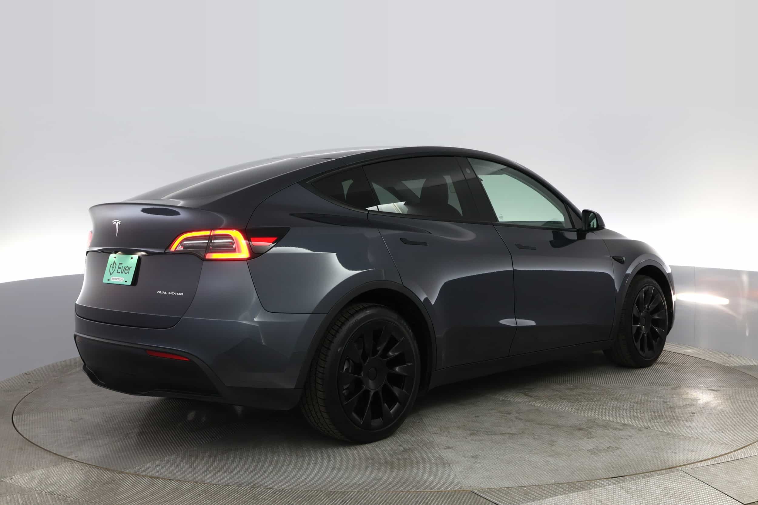 EverCar's Co. vehicle image for Tesla Model Y - 2022 Long Range on EverCars Co.