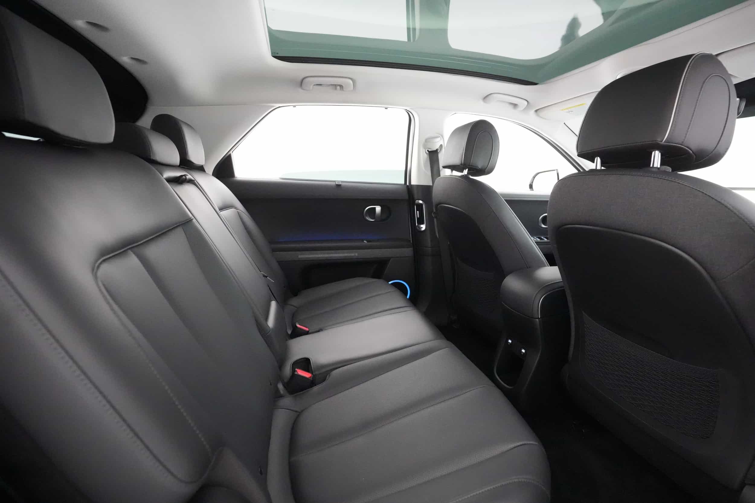 EverCar's Co. vehicle image for Hyundai IONIQ 5 - 2022 Limited on EverCars Co.