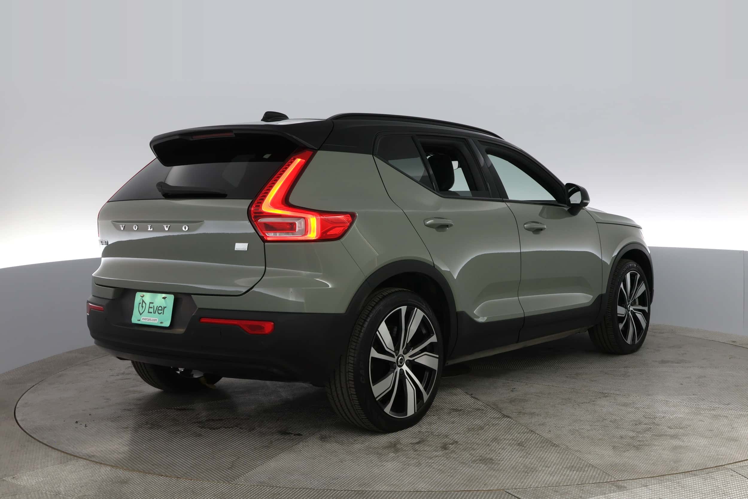 EverCar's Co. vehicle image for Volvo XC40 Recharge -  Pure Electric P8 on EverCars Co.