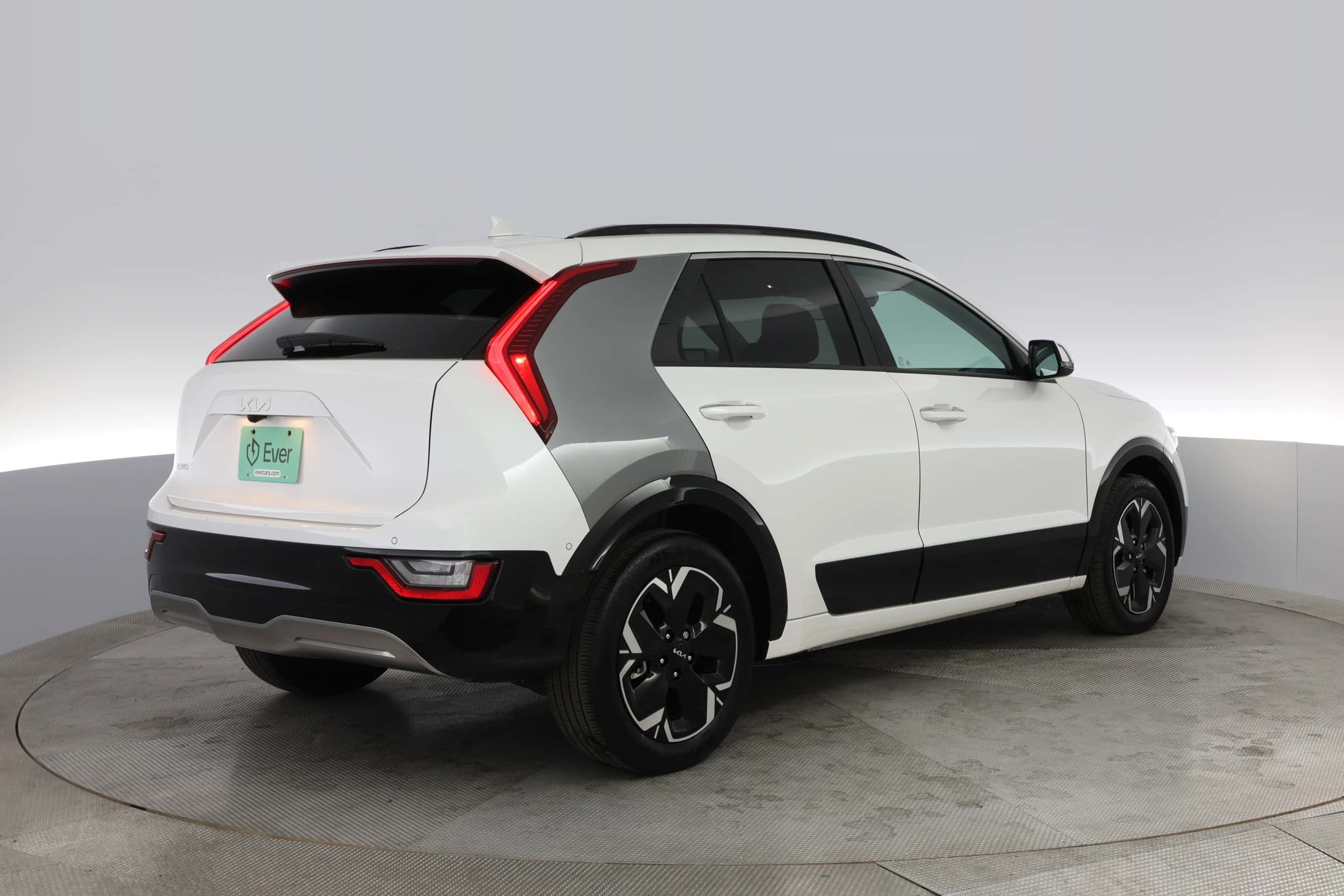EverCar's Co. vehicle image for Kia Niro EV -  Wave on EverCars Co.