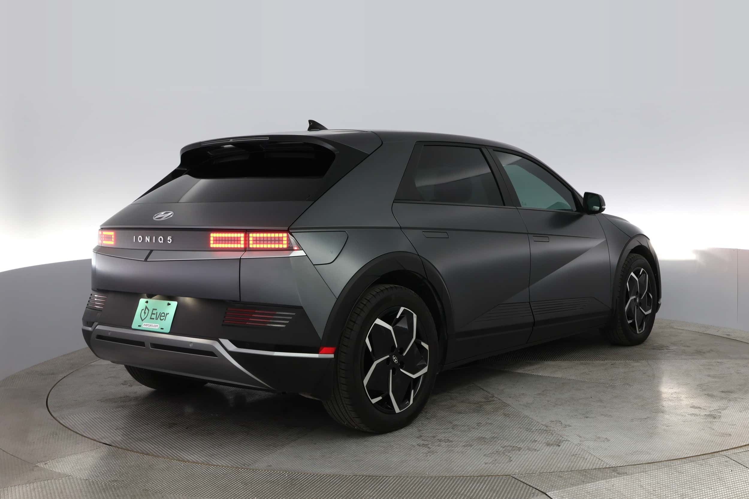 EverCar's Co. vehicle image for Hyundai IONIQ 5 -  SEL on EverCars Co.