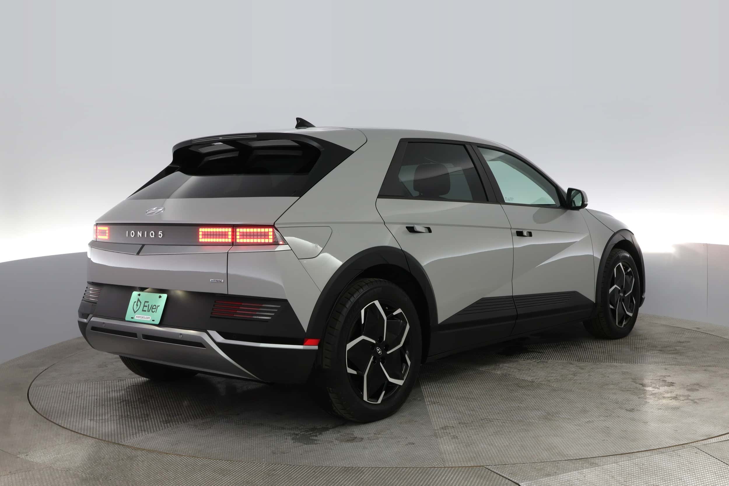EverCar's Co. vehicle image for Hyundai IONIQ 5 -  SE on EverCars Co.