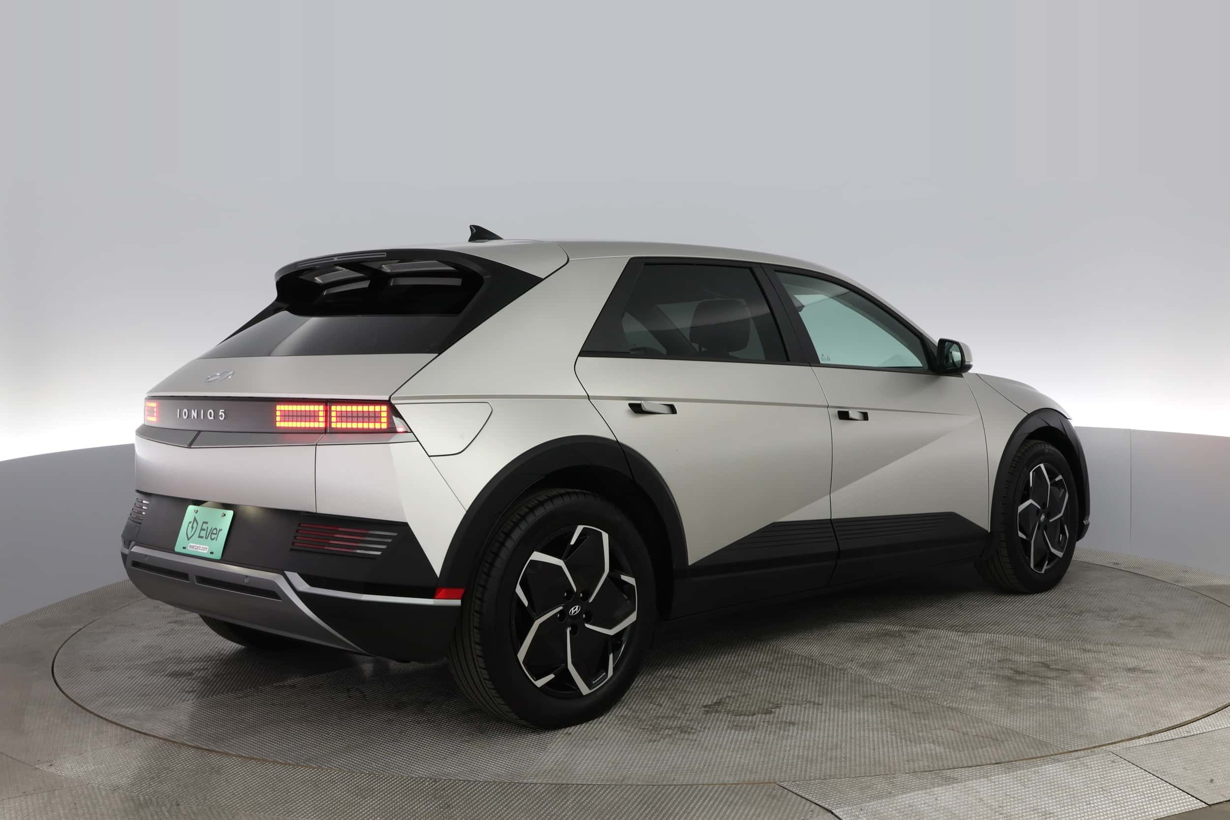 EverCar's Co. vehicle image for Hyundai IONIQ 5 -  SEL on EverCars Co.