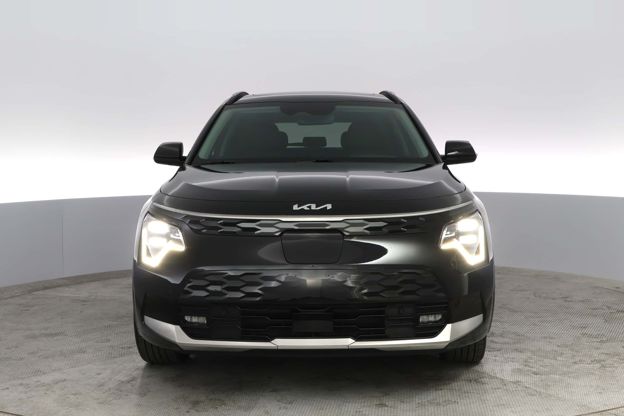 EverCar's Co. vehicle image for Kia Niro EV -  Wave on EverCars Co.