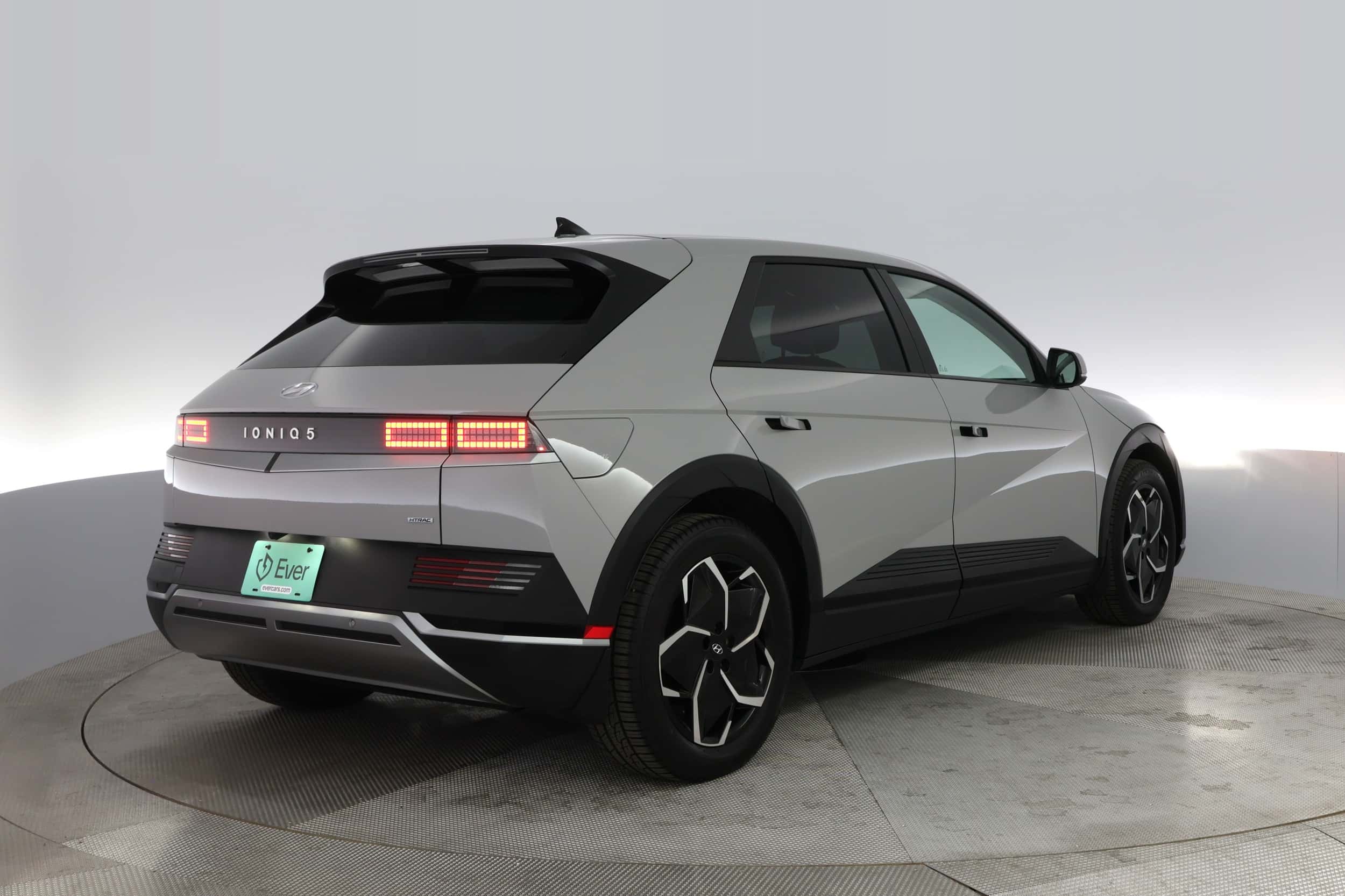 EverCar's Co. vehicle image for Hyundai IONIQ 5 -  SEL on EverCars Co.