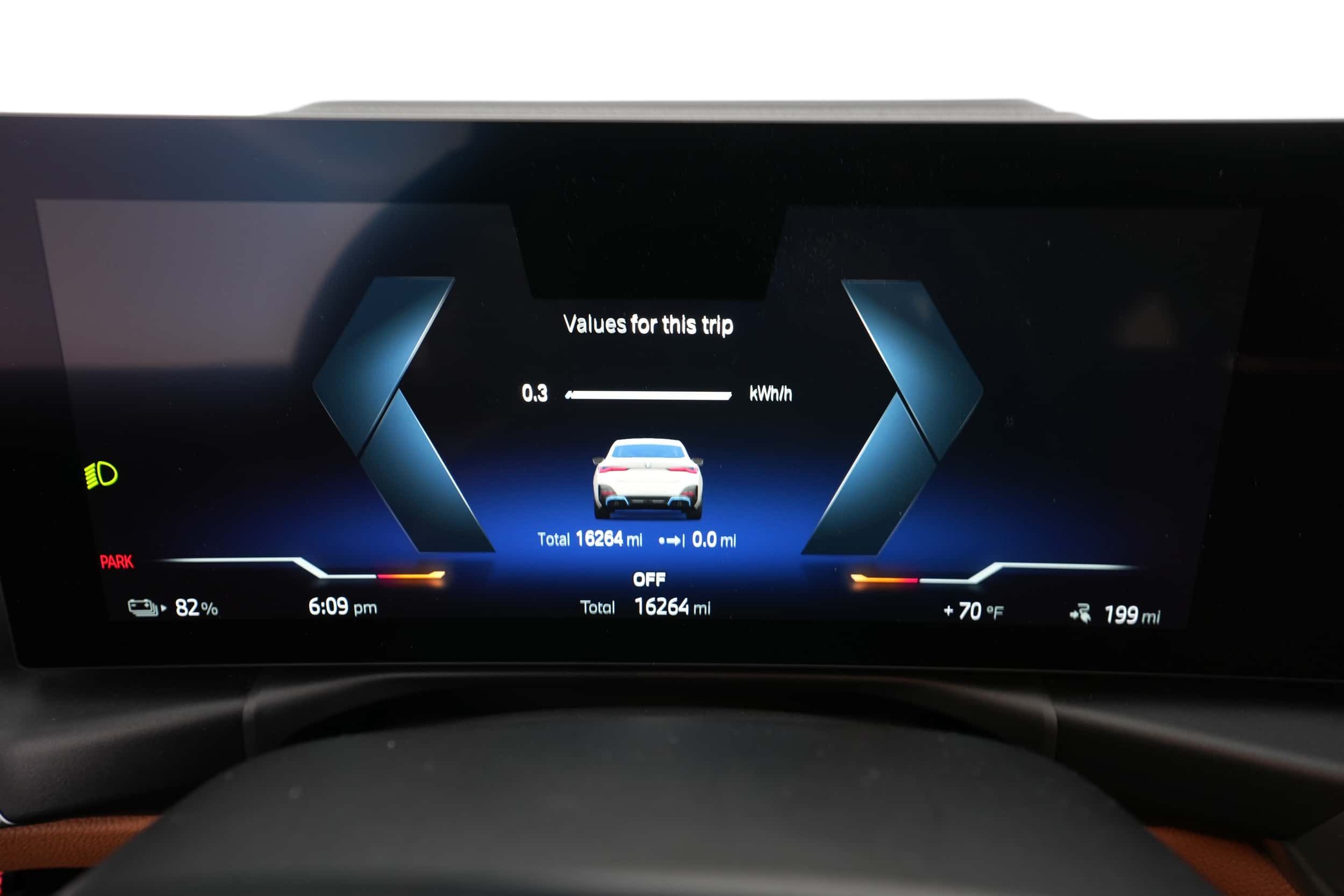 EverCar's Co. vehicle image for BMW i4 -  eDrive40 on EverCars Co.